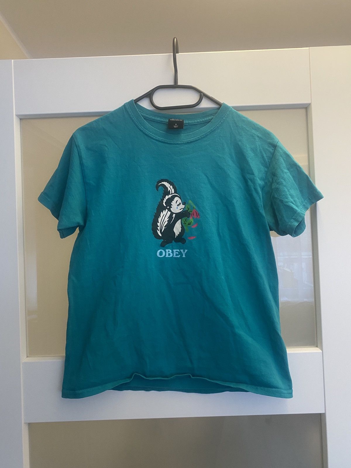 Obey Obey skunk streetwear women tee Size S / US 4 / IT 40 - 1 Thumbnail
