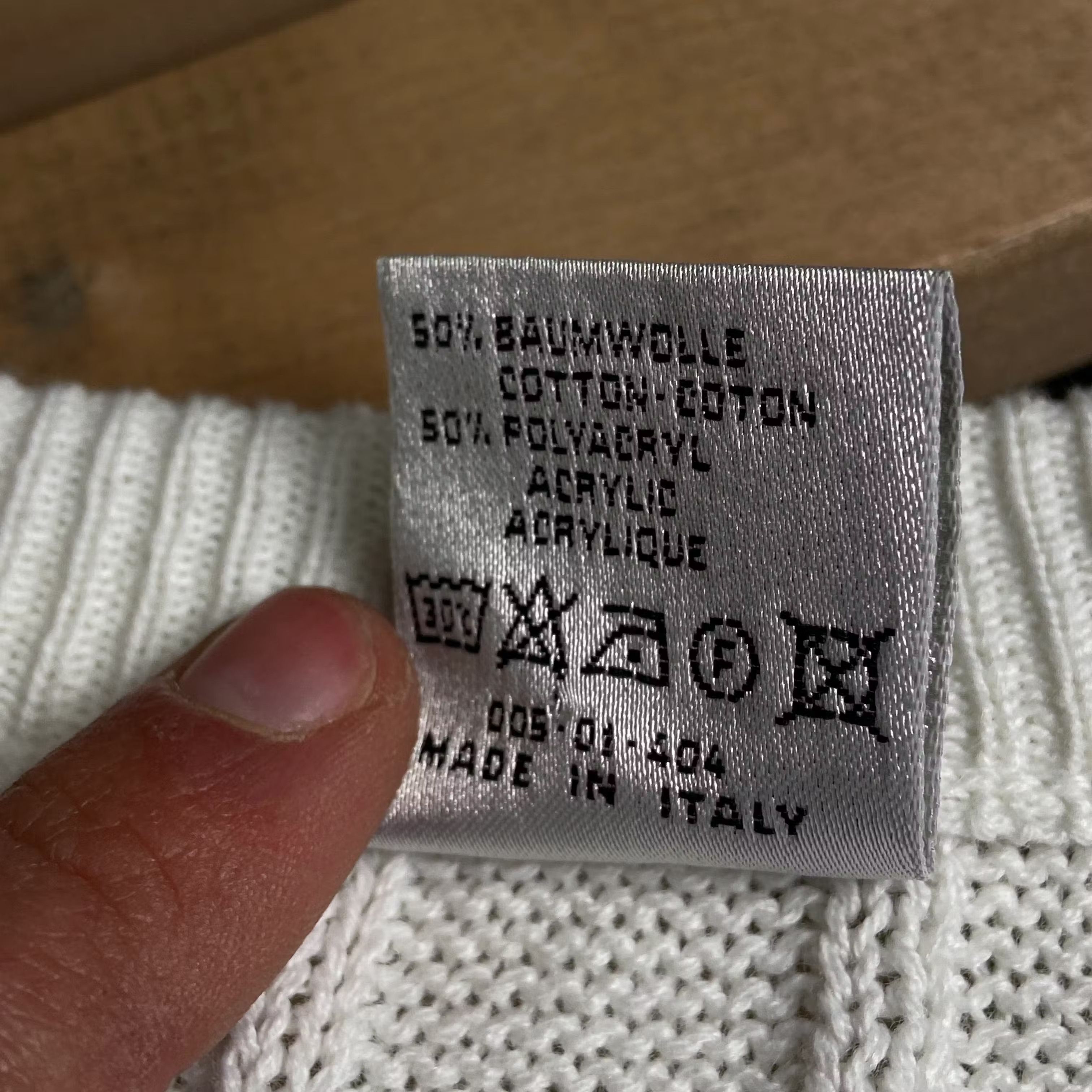 Puma × Vintage Mens Sweater Jumper Puma Size XXL V Neck White Size US XXL / EU 58 / 5 - 5 Thumbnail