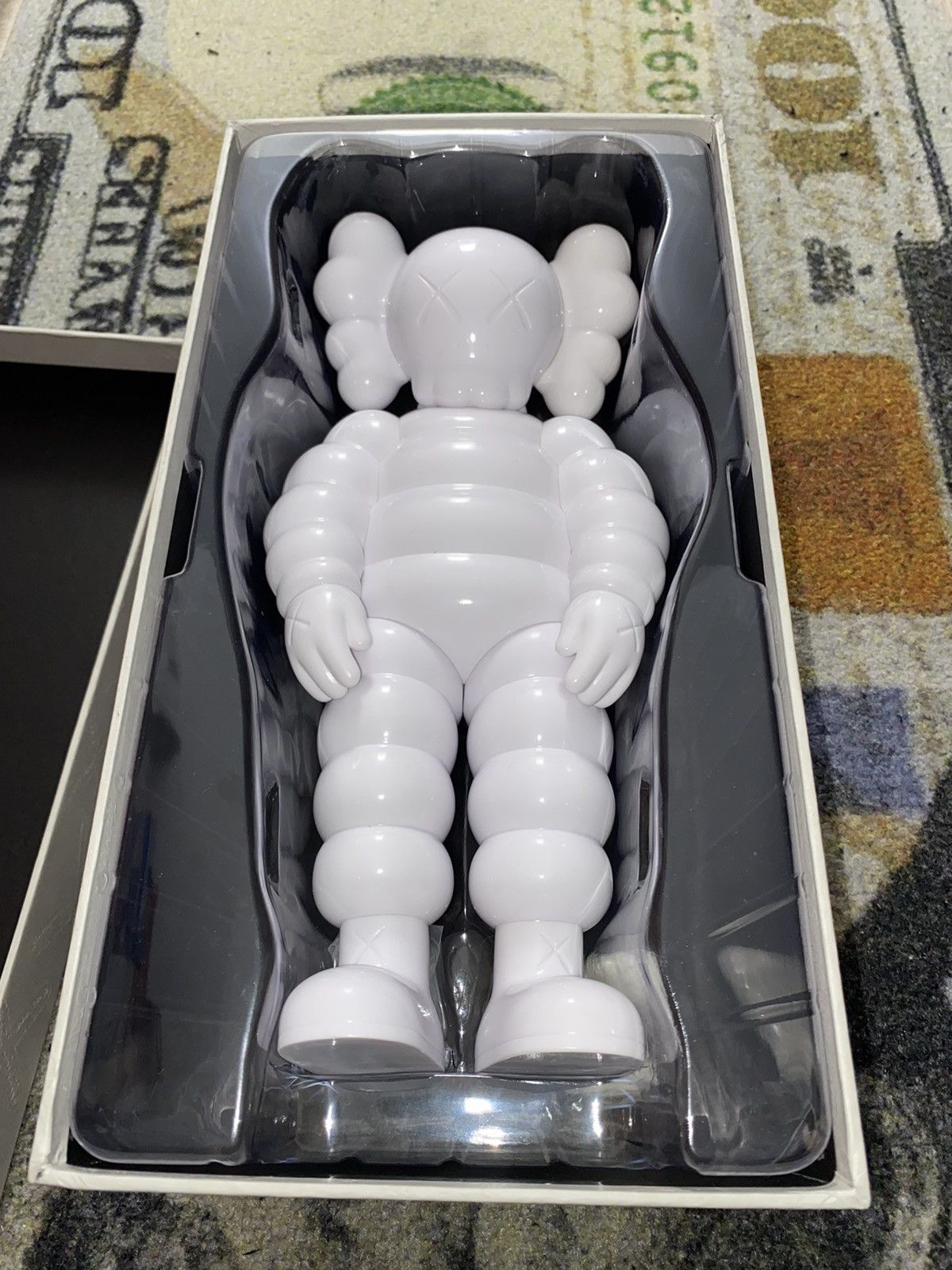Kaws Ten Co ZUSHI ComplexCon FIGURE, 1/250 SIGNED! | Grailed