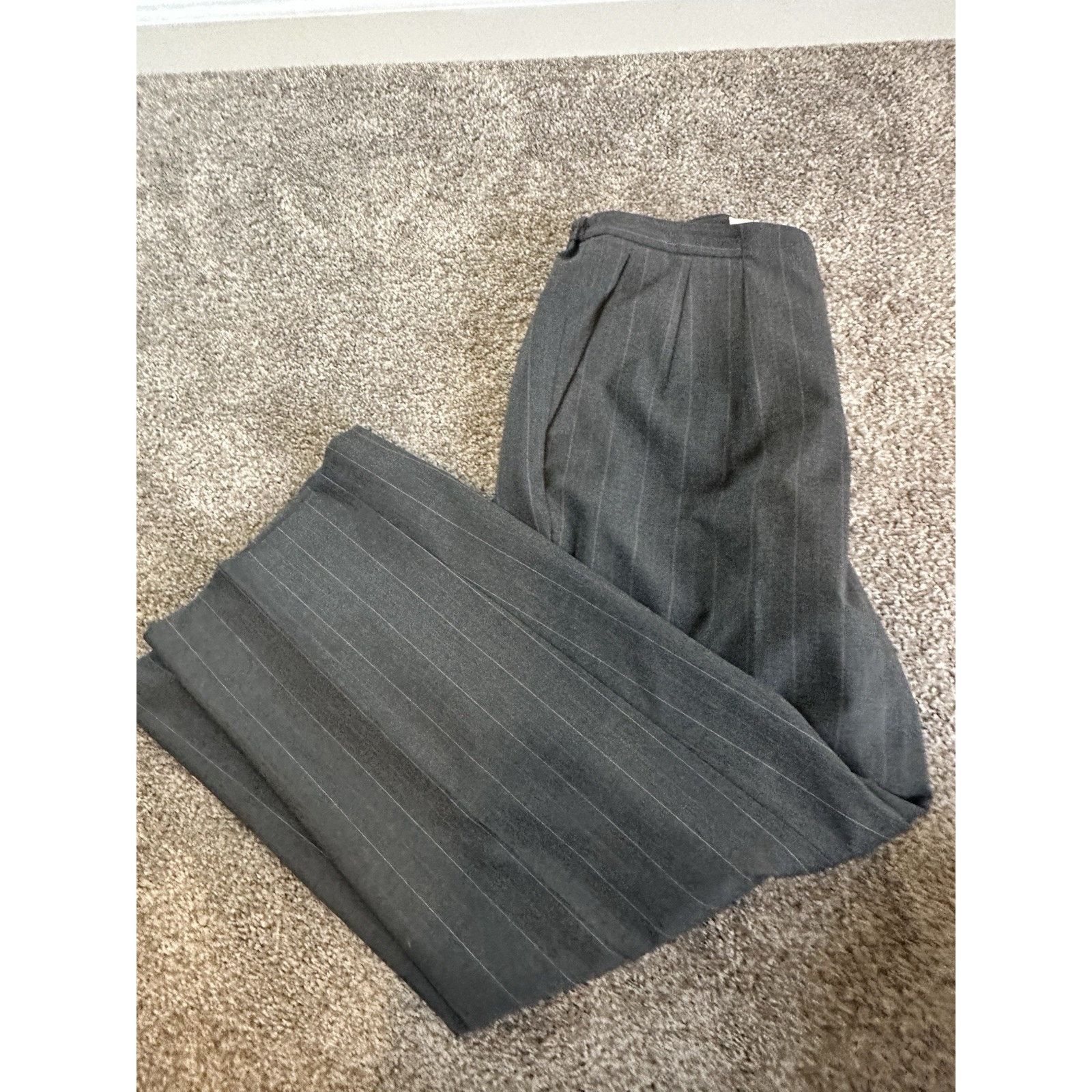 Talbots Talbots Pinstripe Pants Womens 16W Gray Pink Front Zip Size 38" / US 16 / IT 52 - 9 Thumbnail