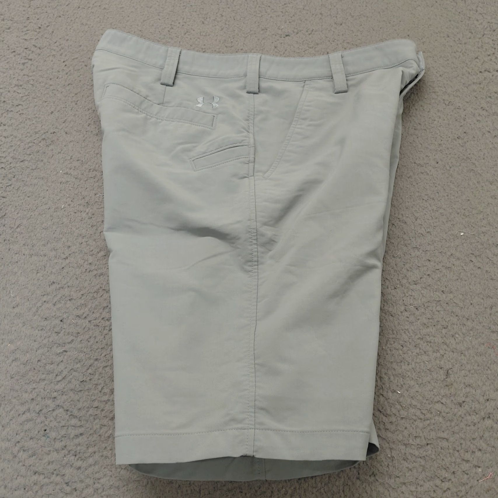 Under Armour Under Armour Shorts Men's 32 Beige Golf Storm Fish Hunter Tan Loose Fit Casual Sports Outdoor 5-Pocket Design Regular Mens Size US 32 / EU 48 - 2 Thumbnail