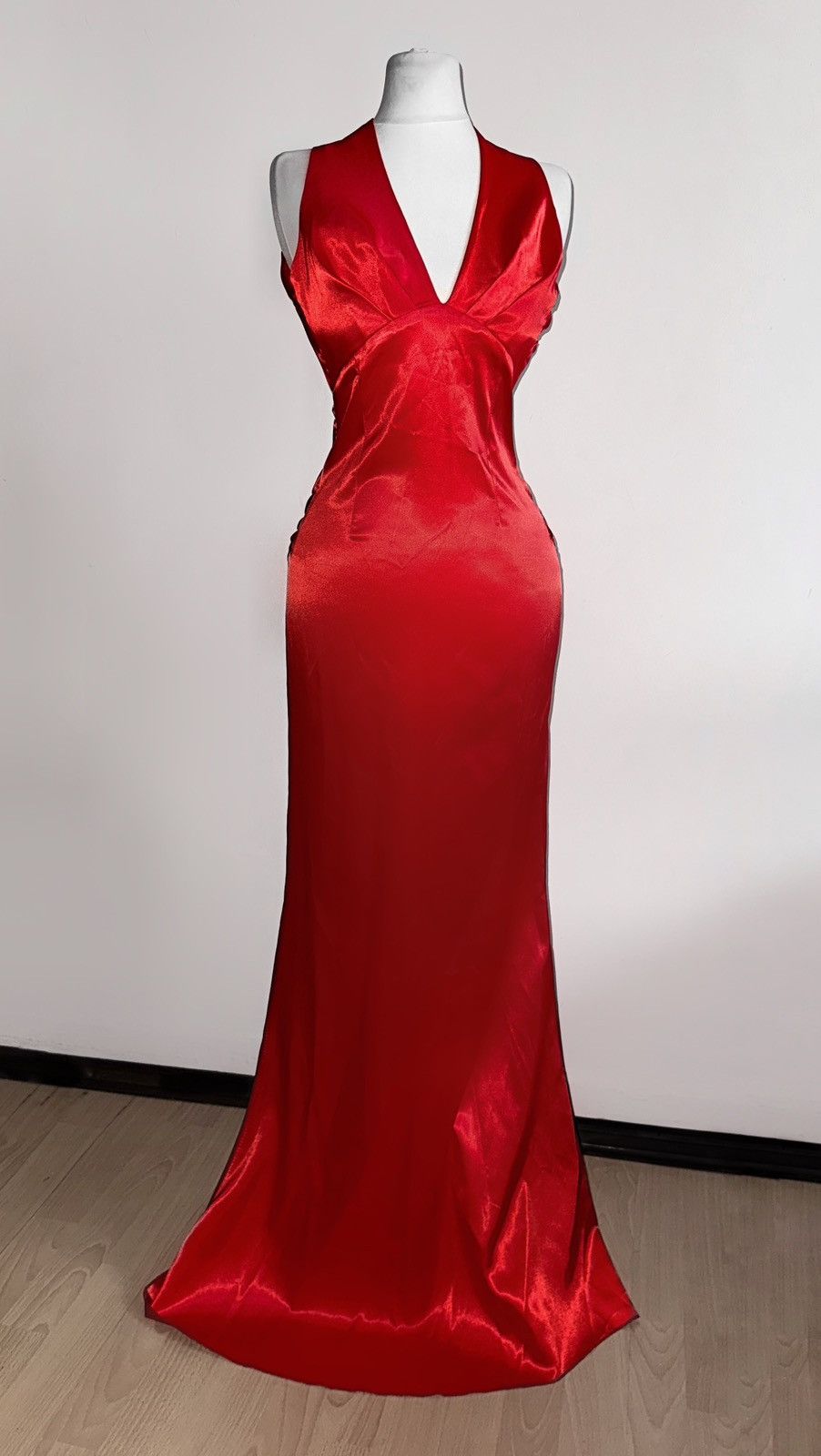 Vintage Stunning long satin dress with an open back Size S / US 4 / IT 40 - 8 Thumbnail