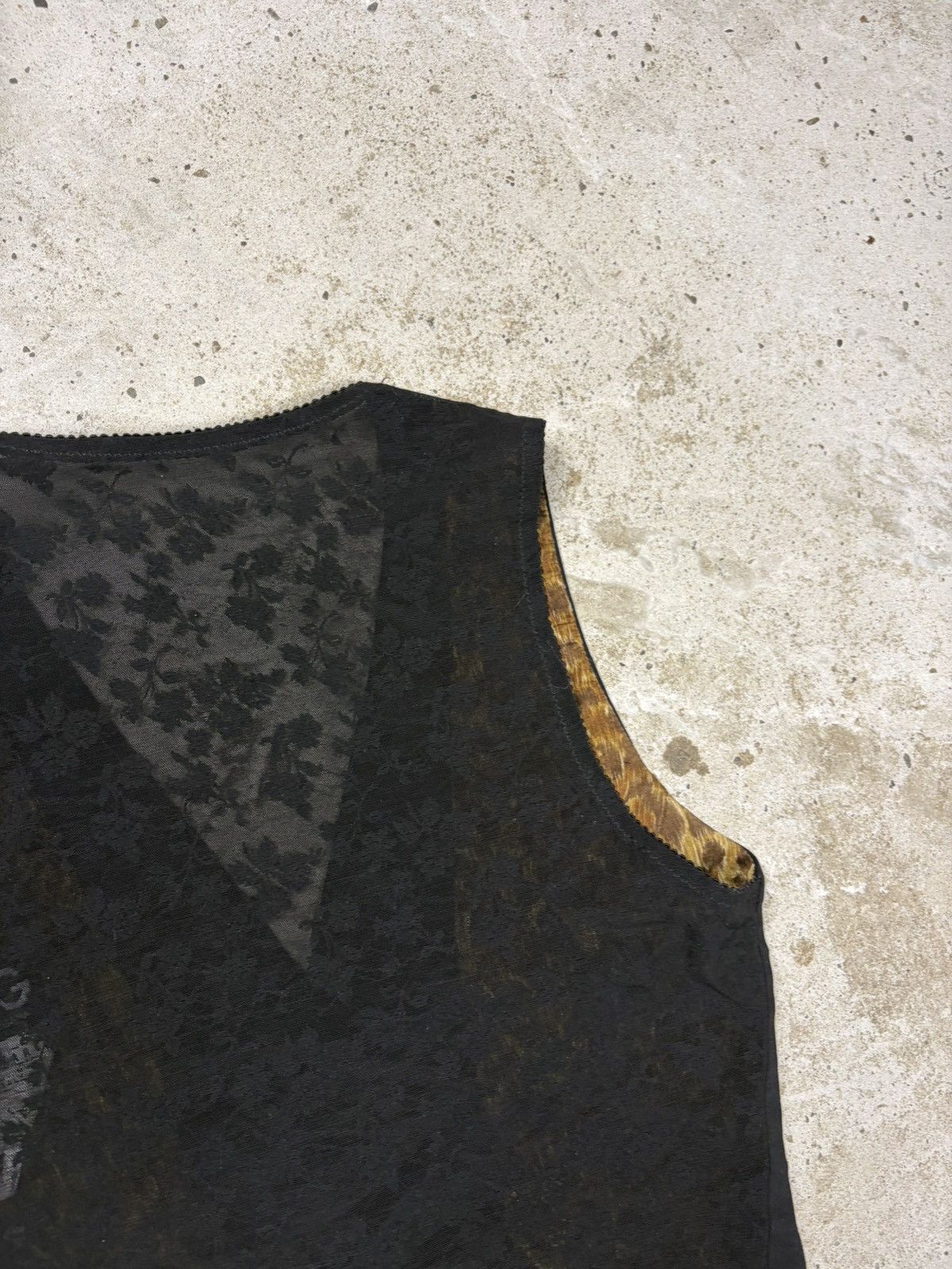 Dolce & Gabbana 2000s Dolce & Gabbana Black Viscose Lace Vest Sheer Size M / US 6-8 / IT 42-44 - 11 Thumbnail