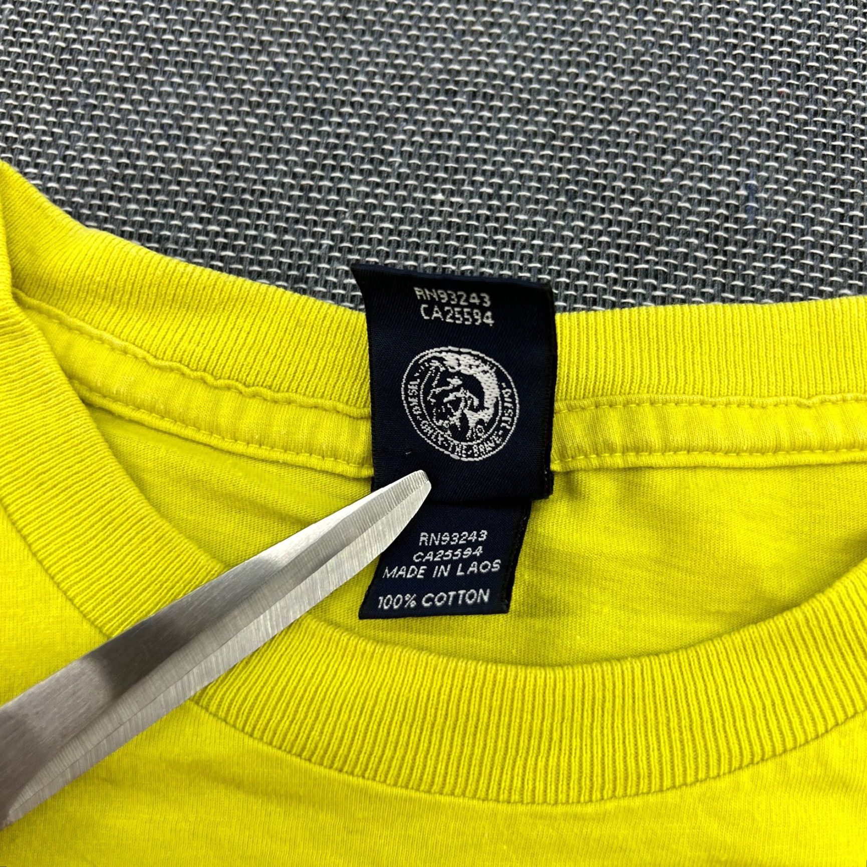 Diesel VINTAGE Diesel DPH Parachutech Mens Shirt Medium Yellow Parachute Polka Dot T-Shirt Moistu re Wicking Size US M / EU 48-50 / 2 - 6 Thumbnail
