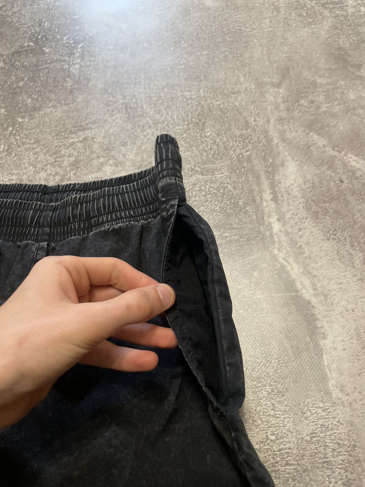 Nike × Vintage Vintage Nike Black Washed Shorts Y2K Size US 30 / EU 46 - 6 Thumbnail