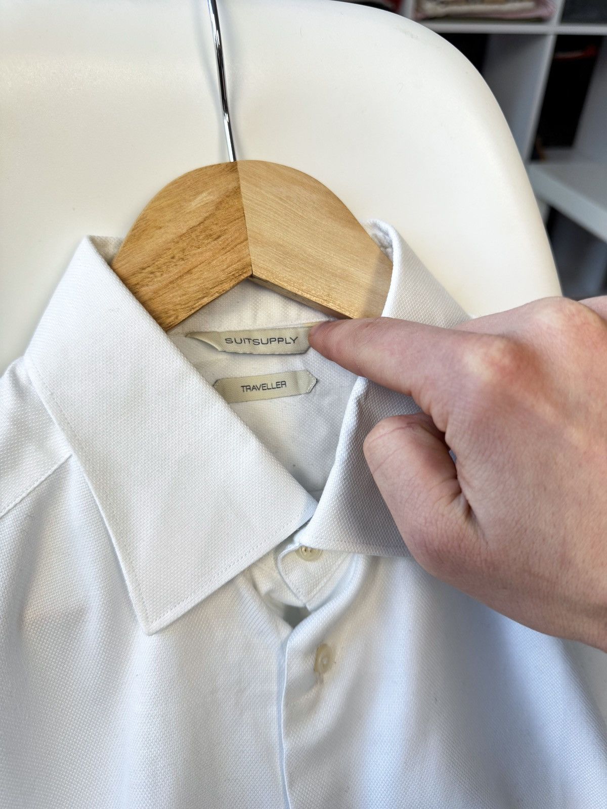 Suitsupply Suitsupply white shirt size 15 3/4 size M-L Size US L / EU 52-54 / 3 - 3 Thumbnail