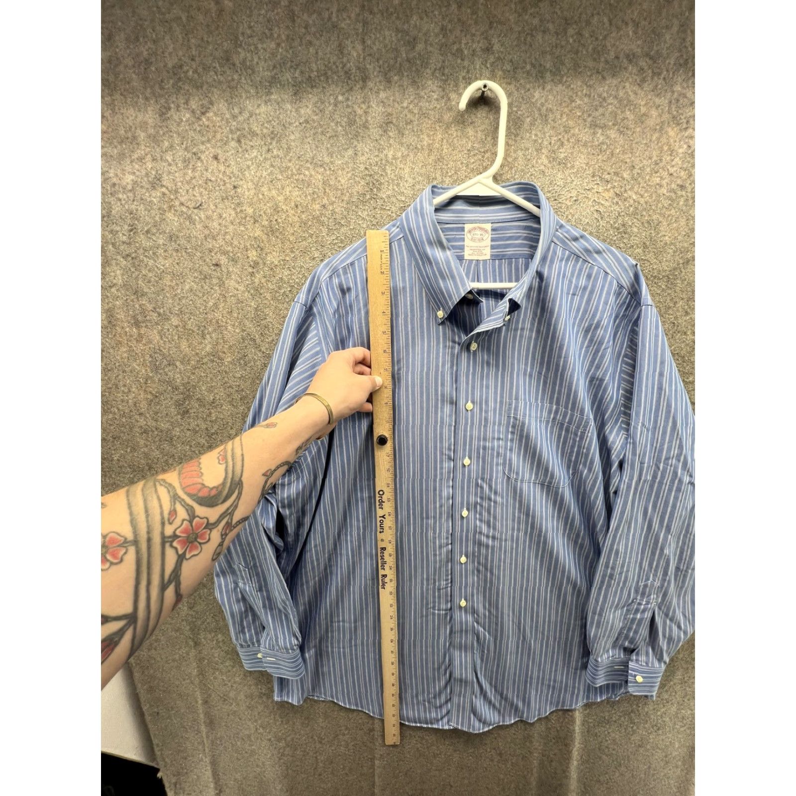 Brooks Brothers Brooks Brothers Dress Shirt Mens 17.5 35 Blue Stripe Traditional Fit Non Iron Shirt Size 48R - 6 Thumbnail