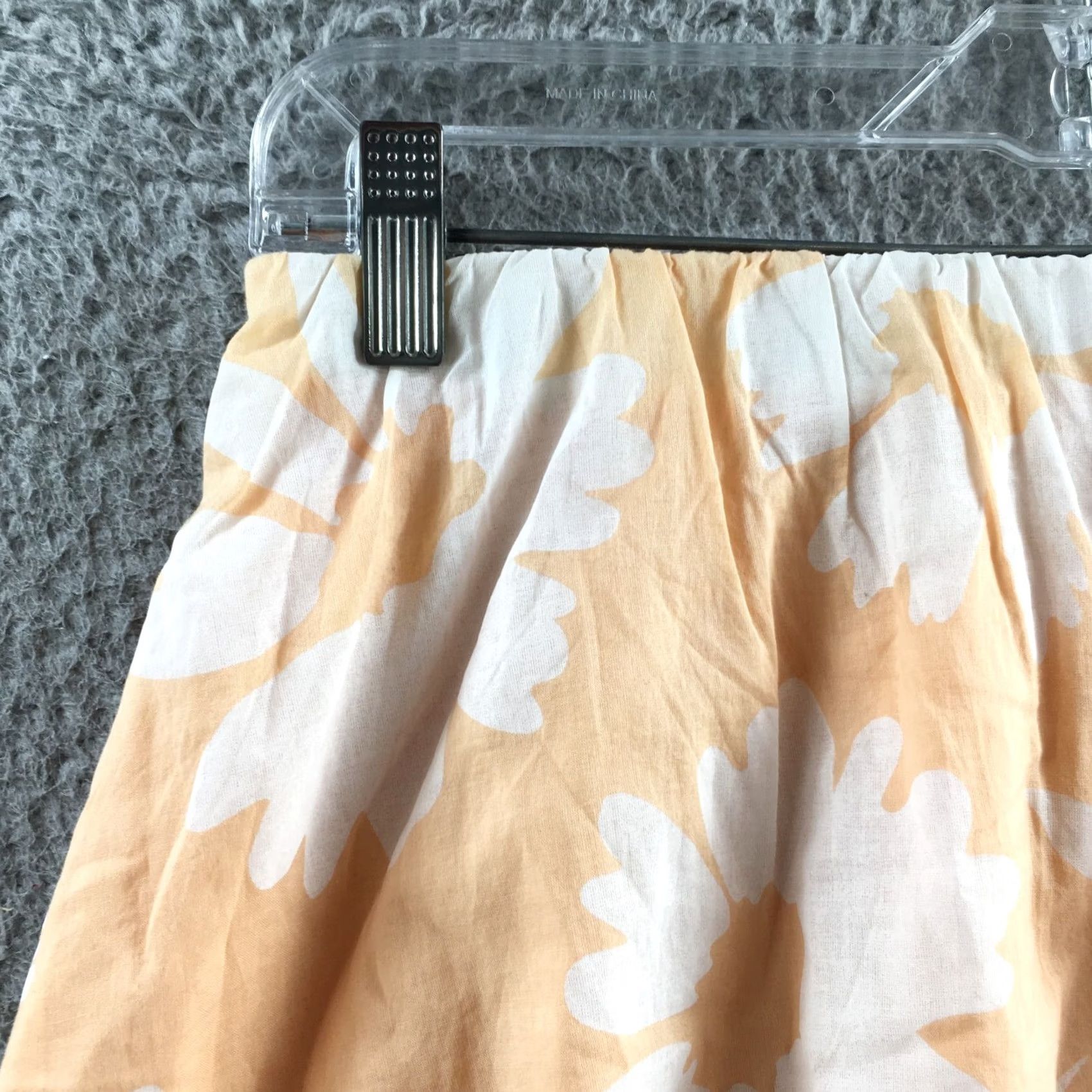 American Eagle Outfitters American Eagle Outfitters Mini Skirt Womens S Orange Floral Print Elastic Waist Size 28" / US 6 / IT 42 - 2 Thumbnail