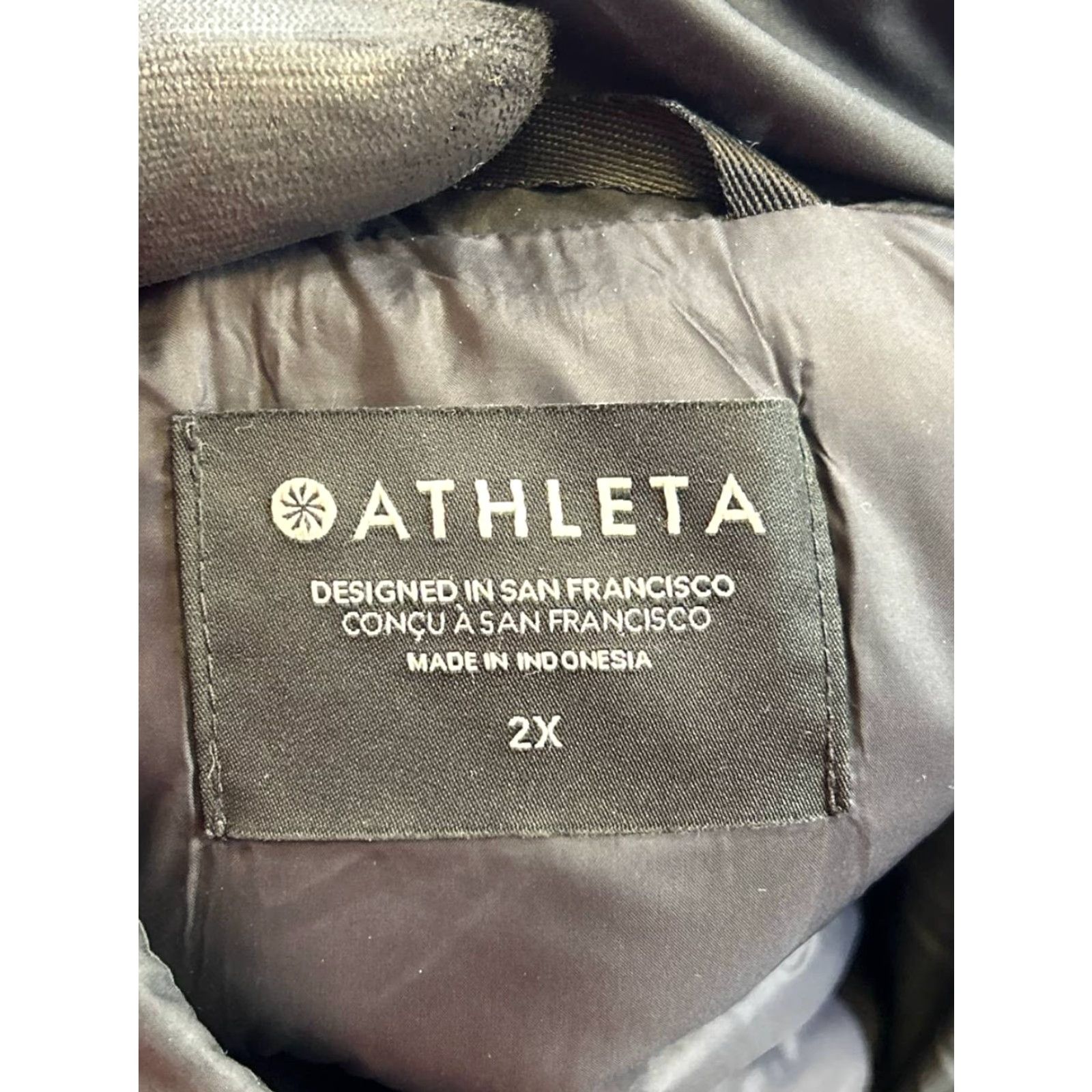 Athleta Athleta Jacket 2X Black Insulated Down Puffer Womens Size XXL / US 16-18 / IT 52-54 - 3 Thumbnail