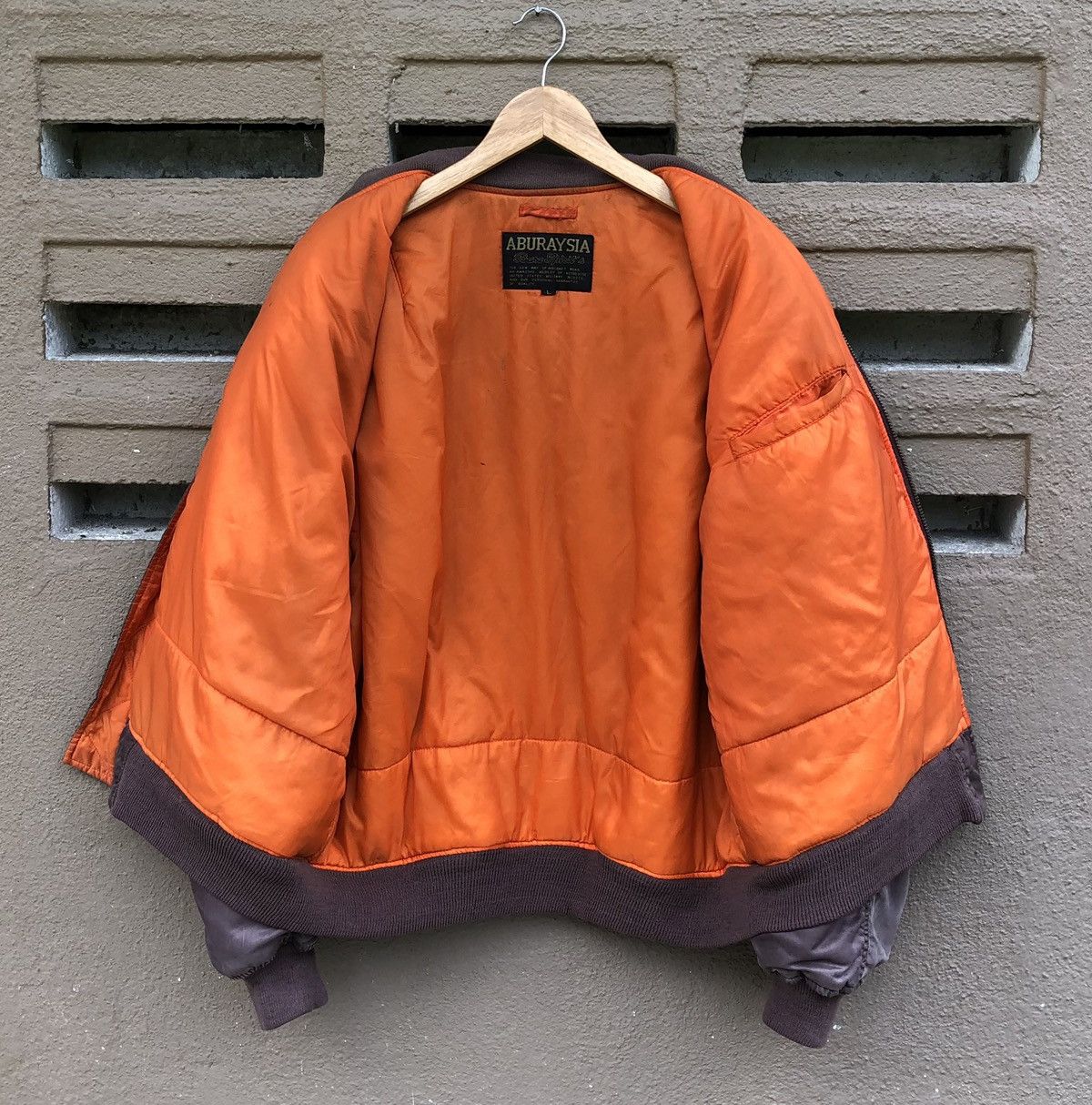 Vintage Vintage Sun Faded Bomber Jacket By ABURAYSIA Size US L / EU 52-54 / 3 - 11 Thumbnail