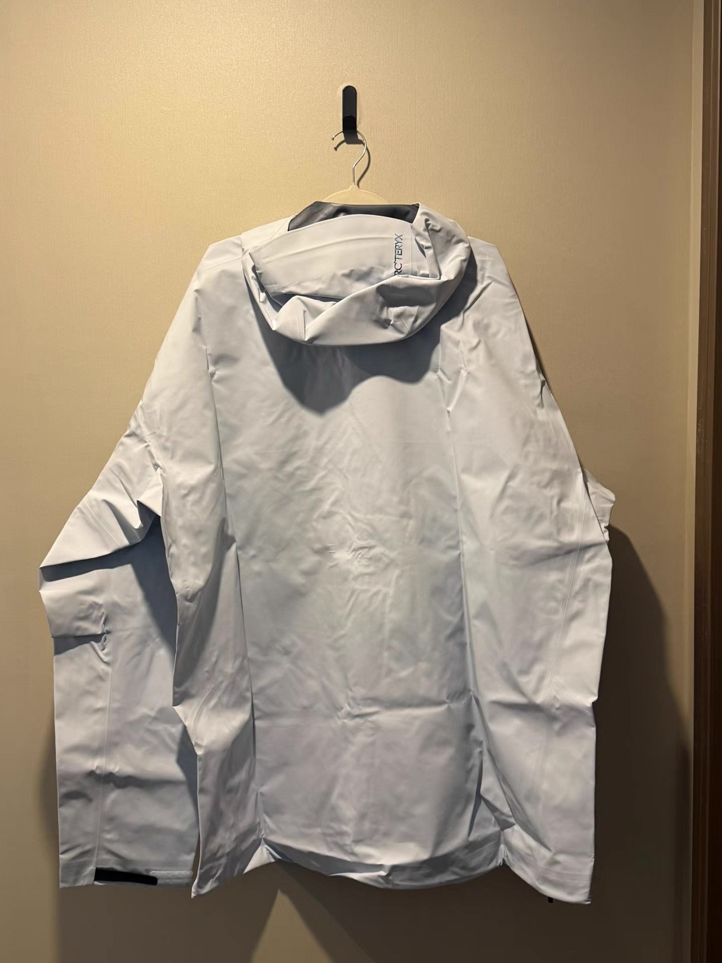 Arc'teryx Arc'teryx Beta Series Logo Hooded Jacket。 Ｑ20 Size US XXL / EU 58 / 5 - 6 Thumbnail