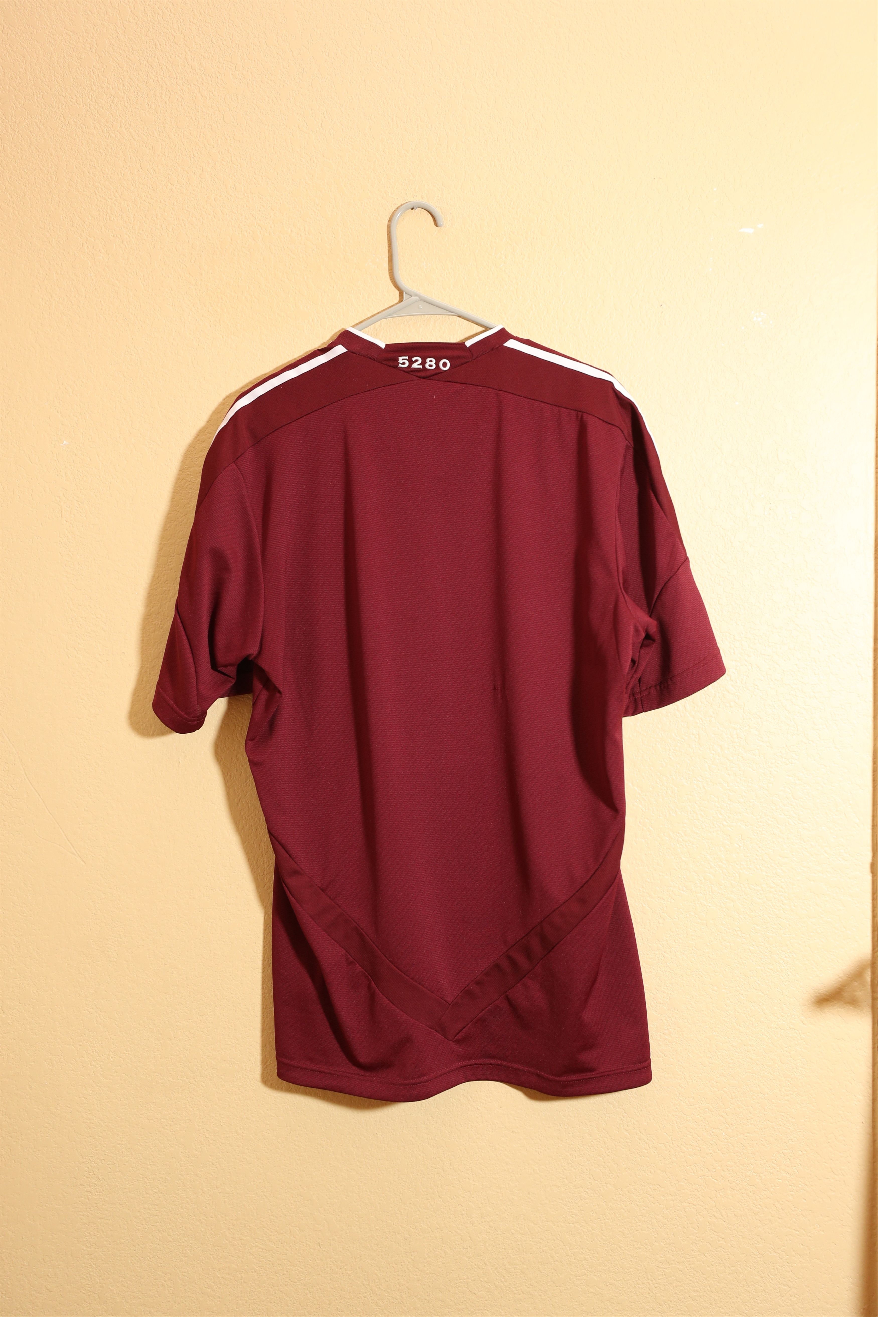 Adidas Colorado Rapids MLS Cup Champion Maroon Jersey (XL) Size US XL / EU 56 / 4 - 2 Thumbnail