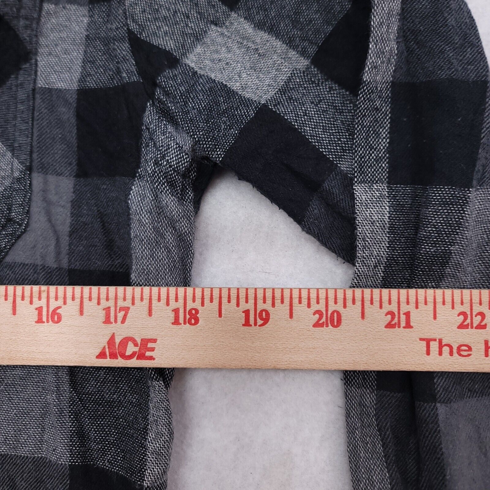 Urban Pipeline Urban Pipeline Gingham Flannel Shirt Mens Size Small S Black Size US S / EU 44-46 / 1 - 8 Thumbnail