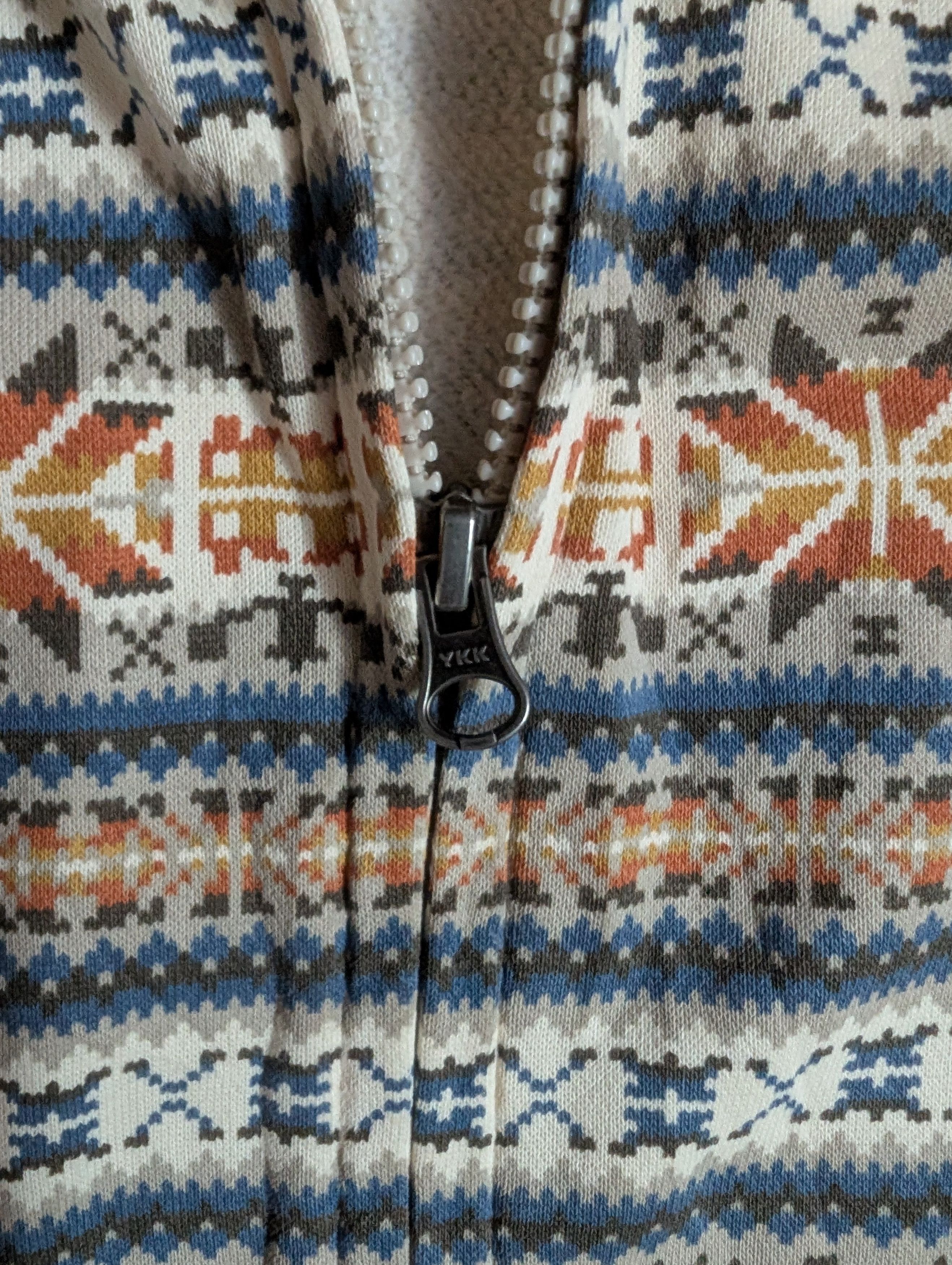 Uniqlo UNIQLO AZTEC PATTERN ZIPPER HOODIE Size US M / EU 48-50 / 2 - 4 Thumbnail