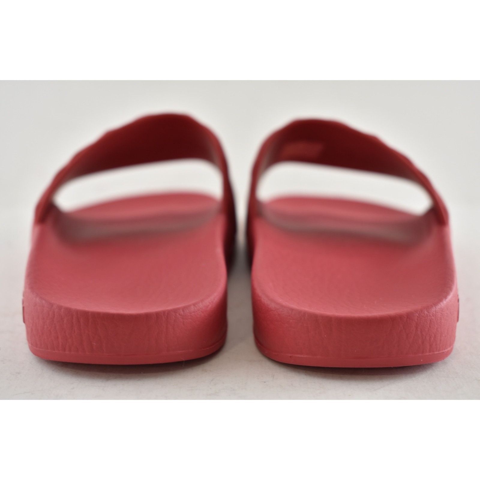 Gucci Gucci Deep Coral Red Rubber Quilted GG Logo Flat Pool Slide Size US 6 / IT 36 - 12 Thumbnail