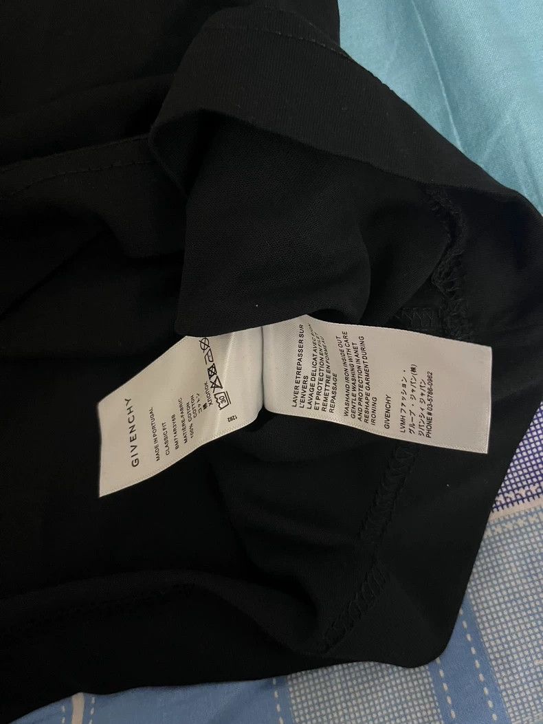 Givenchy Givenchy Black short-sleeved T-shirt, XS size Size US XS / EU 42 / 0 - 6 Thumbnail