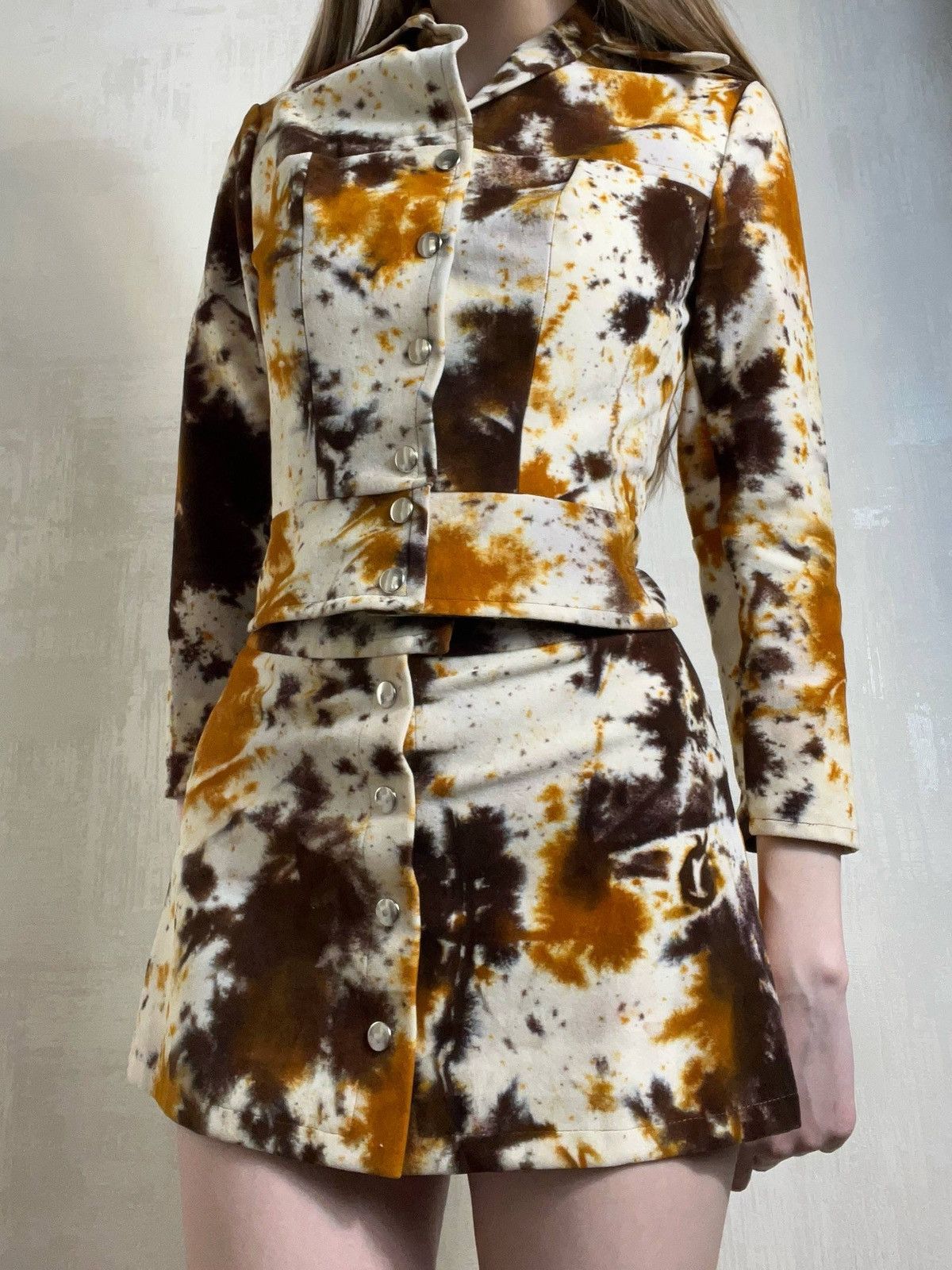 Japanese Brand Vintage Cow Print Acid Wash Denim Mini Skirt & Jacket Set S Size XS / US 0-2 / IT 36-38 - 2 Thumbnail