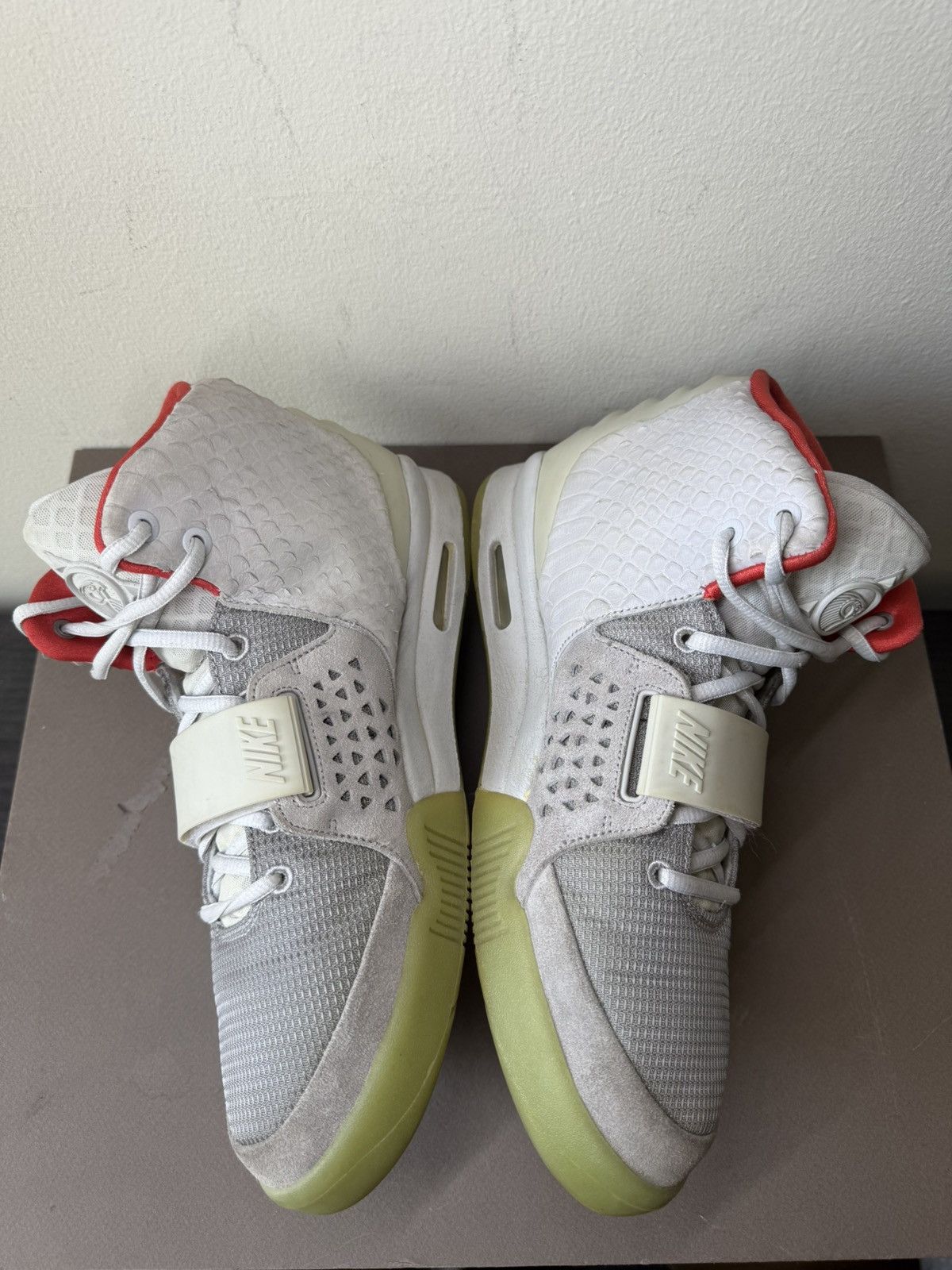 Kanye West × Nike Nike Air Yeezy 2 “Pure Platinum” Size US 11 / EU 44 - 3 Thumbnail