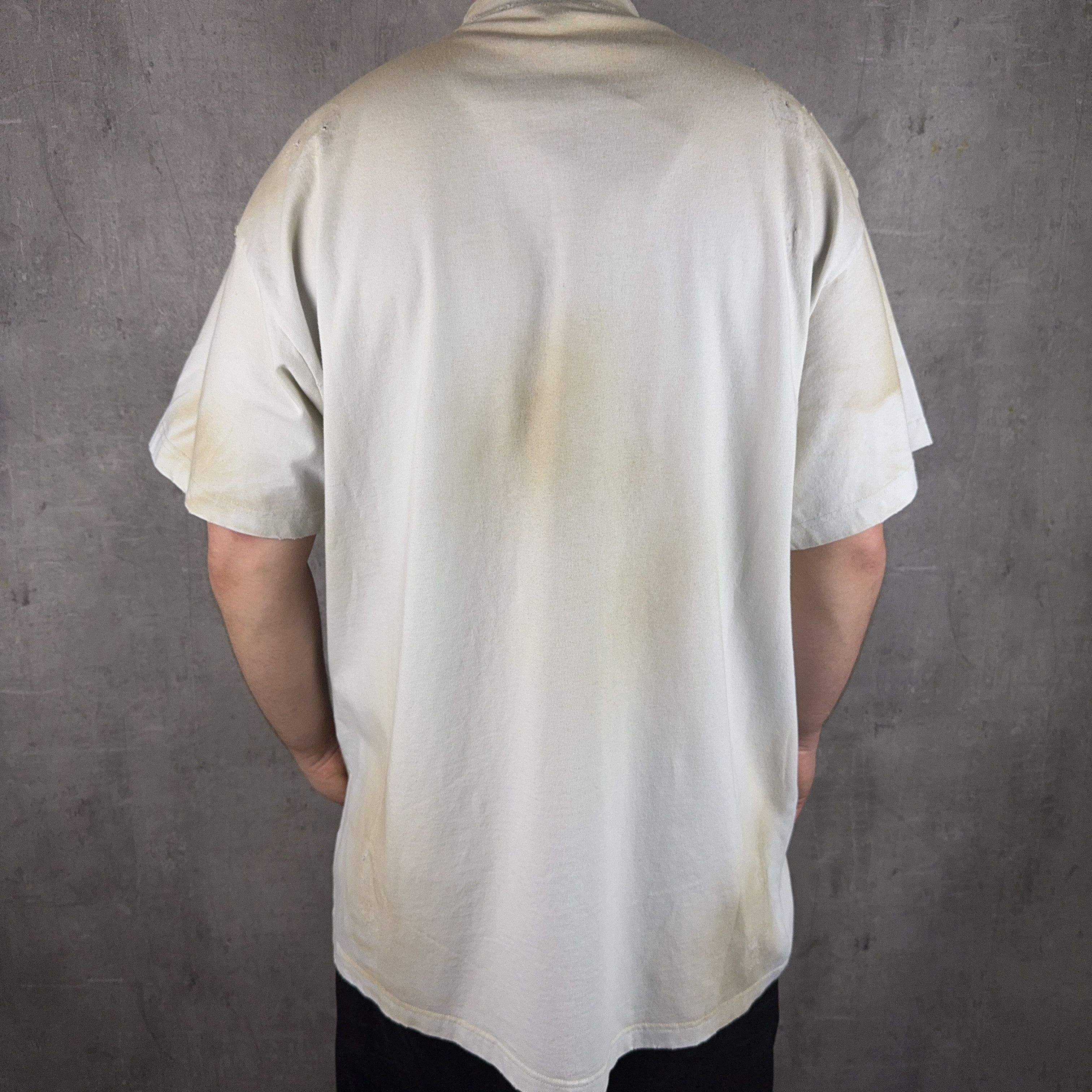 Balenciaga BALENCIAGA Skater Logo Oversized T-Shirt in Dirty White Size US S / EU 44-46 / 1 - 5 Thumbnail