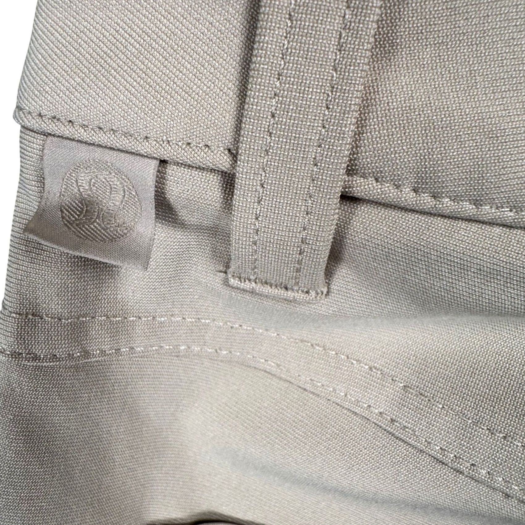 Lululemon VINTAGE not applicable? Original prohibits. Cannot add. Size US 32 / EU 48 - 2 Thumbnail