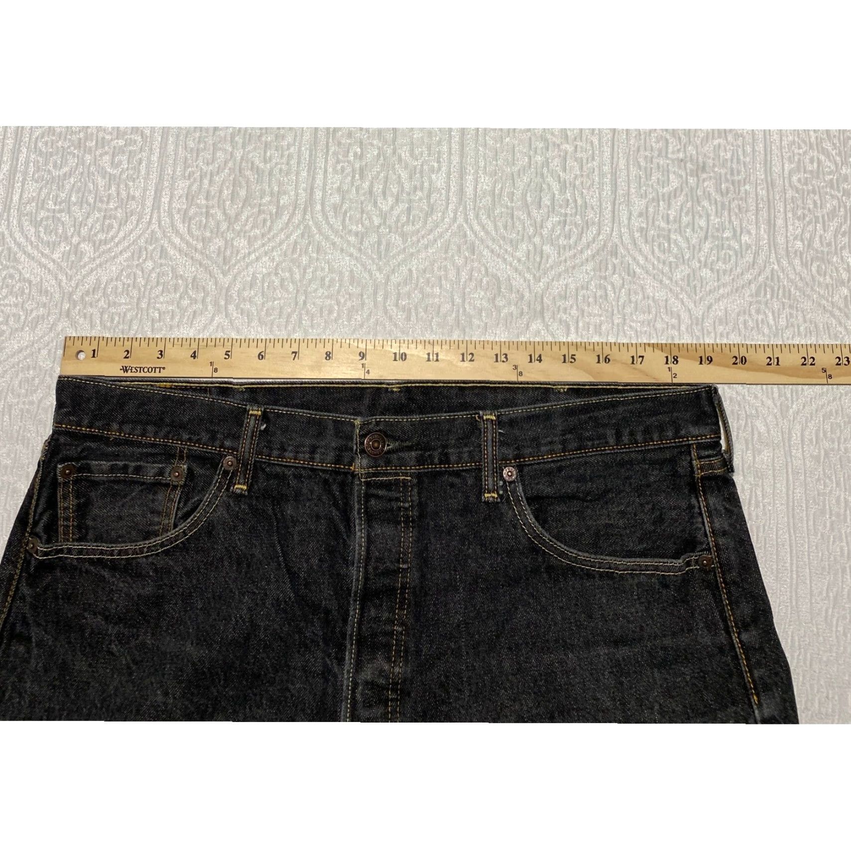 Levi's VINTAGE Levi's 501 Original Fit Black Denim Jeans Button Fly Men 38x30 Size US 38 / EU 54 - 6 Thumbnail
