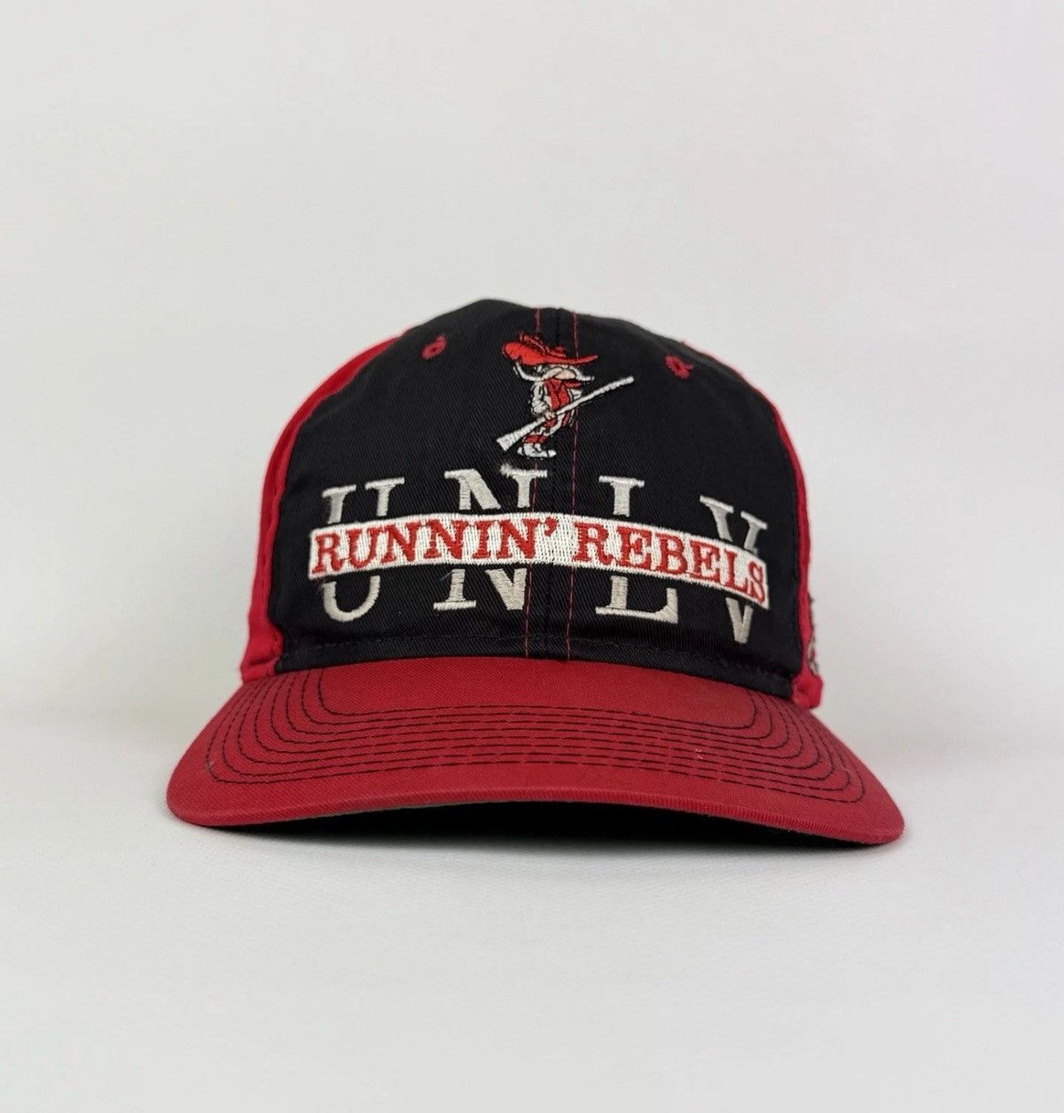 Vintage UNLV Runnin Rebels University of Nevada Las Vegas Cap Hat Size ONE SIZE - 4 Thumbnail