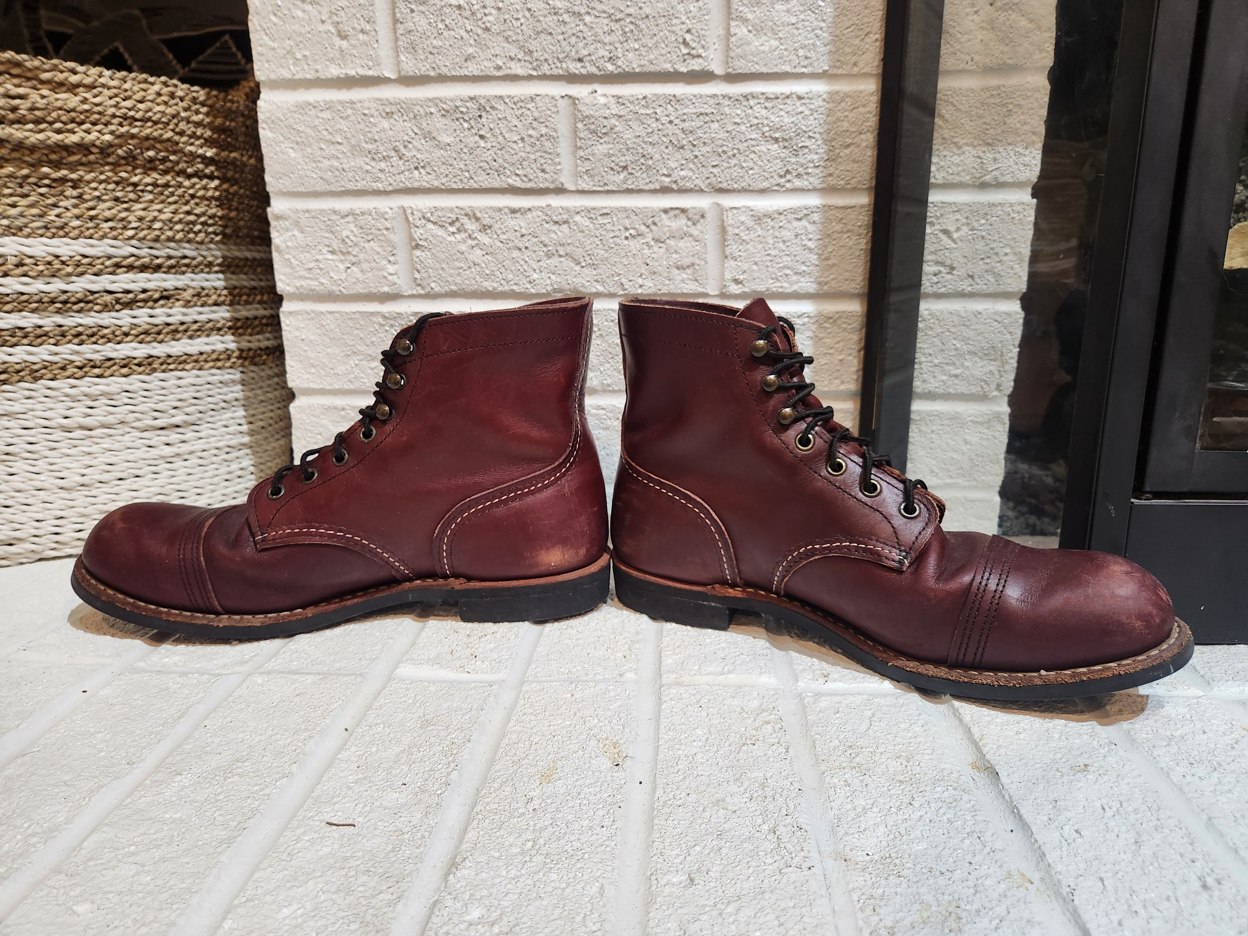 Red Wing Red Wing Iron Rangers 8119 Oxblood Mesa Size US 9.5 / EU 42-43 - 9 Thumbnail