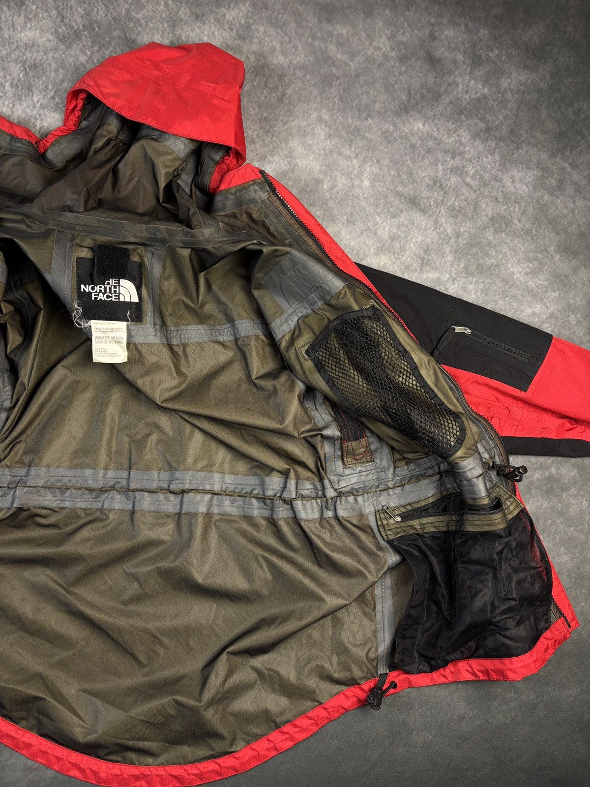 Goretex × The North Face × Vintage 1990s North Face Gore-tex Jacket Vintage TNF Shell Two Tone Size US M / EU 48-50 / 2 - 11 Thumbnail