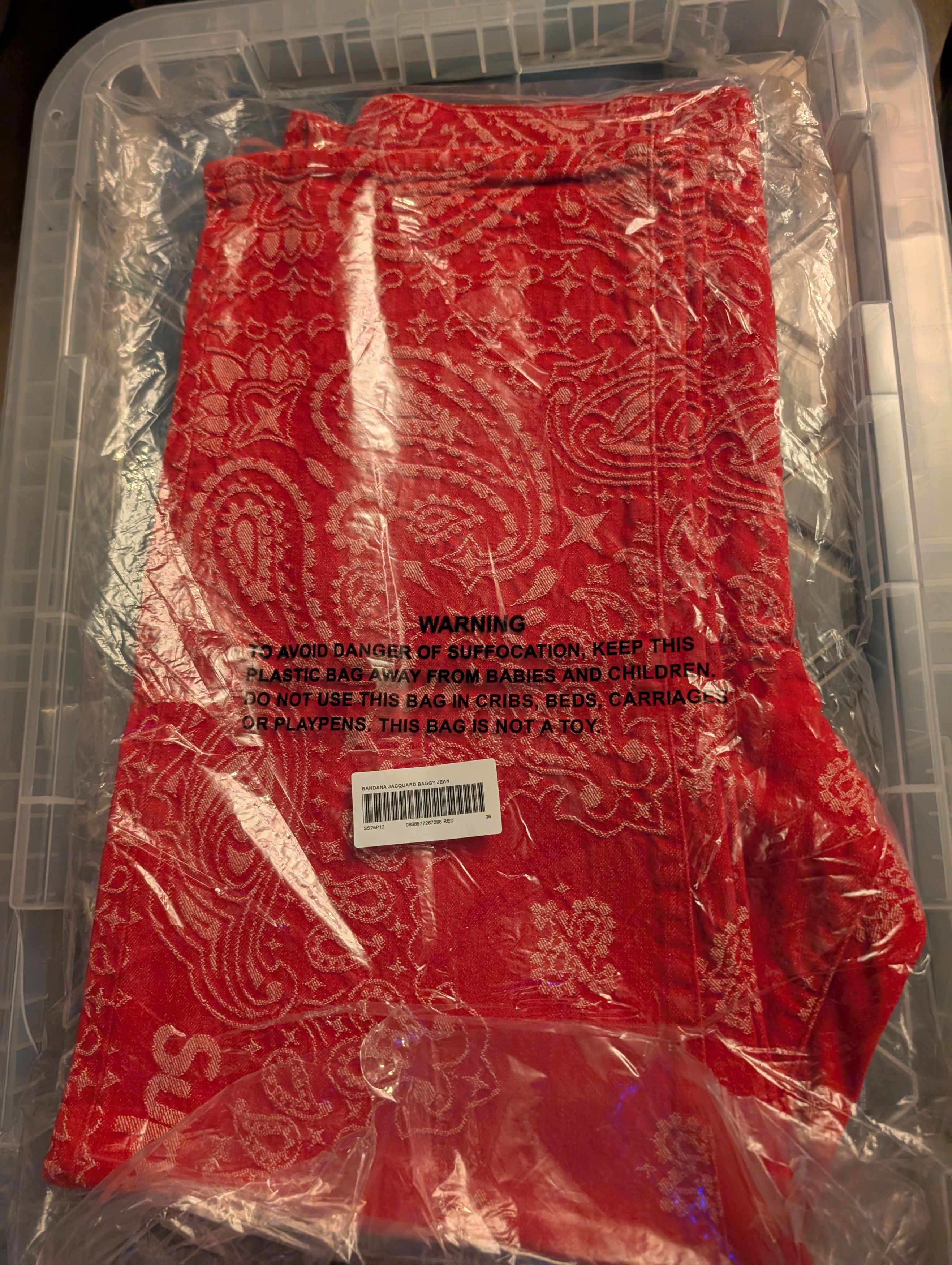 Supreme Supreme Bandana Jacquard Denim Red 36 SS25 Size US 36 / EU 52 - 1 Thumbnail