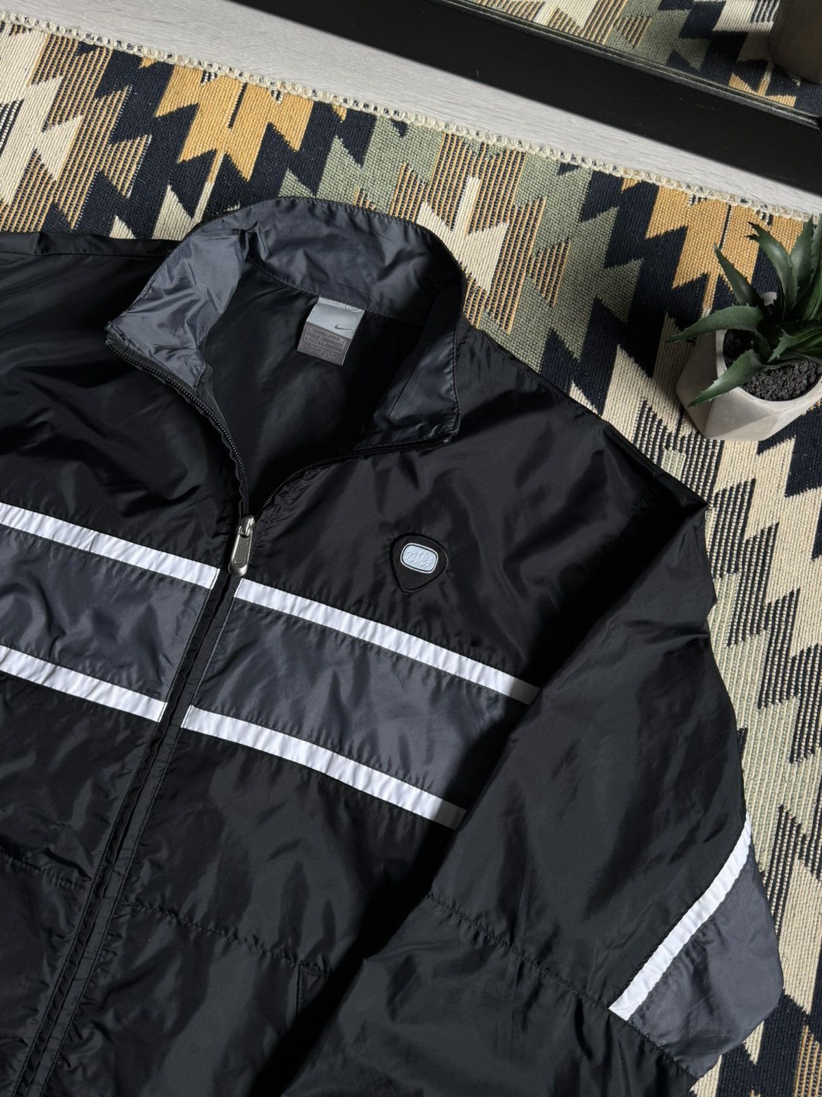 Nike Vintage 90’s Nike Nylon Logo Drill Y2K Jacket Size US S / EU 44-46 / 1 - 5 Thumbnail