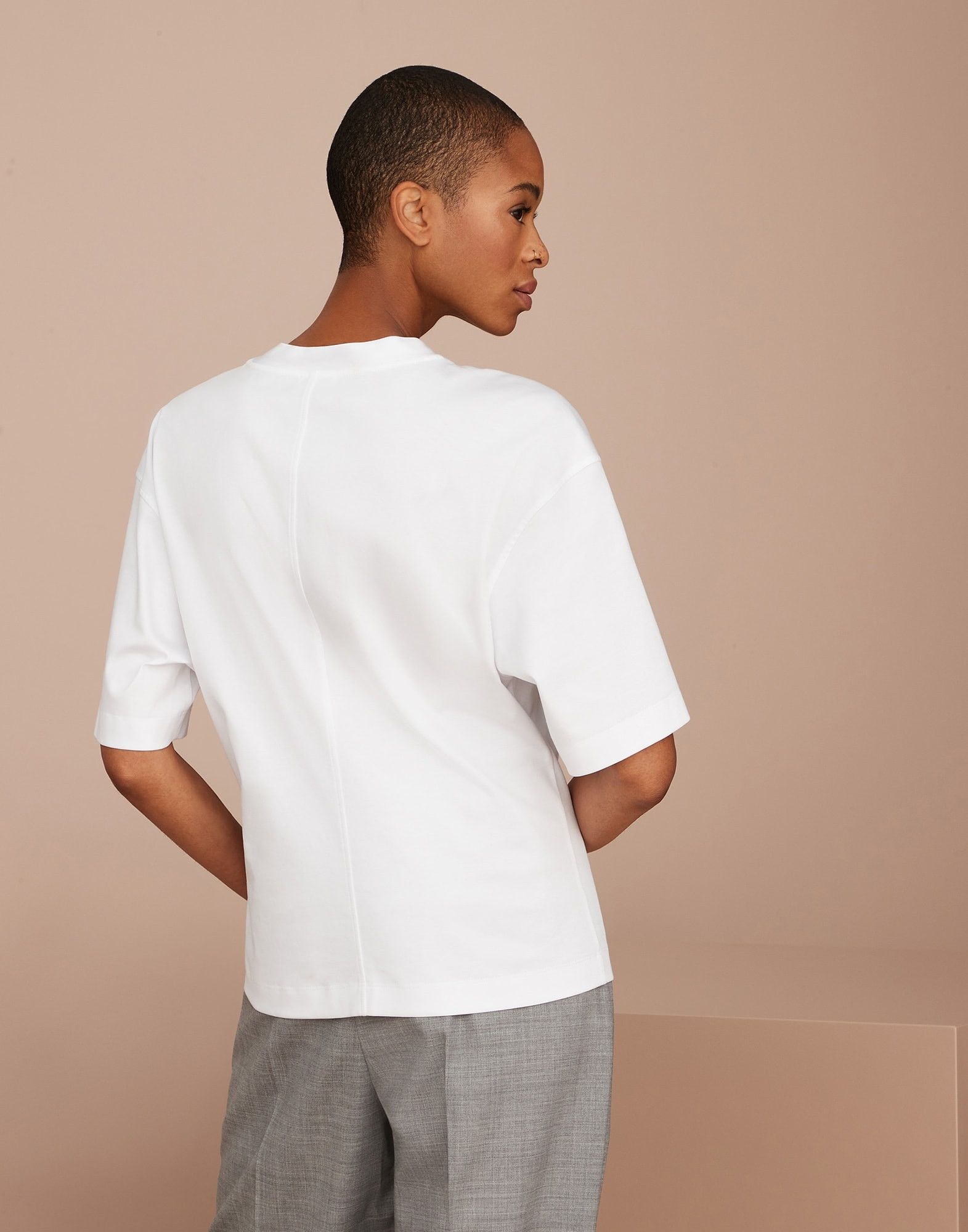 Brunello Cucinelli o1w1db10825 Blouse in White Size M / US 6-8 / IT 42-44 - 2 Thumbnail