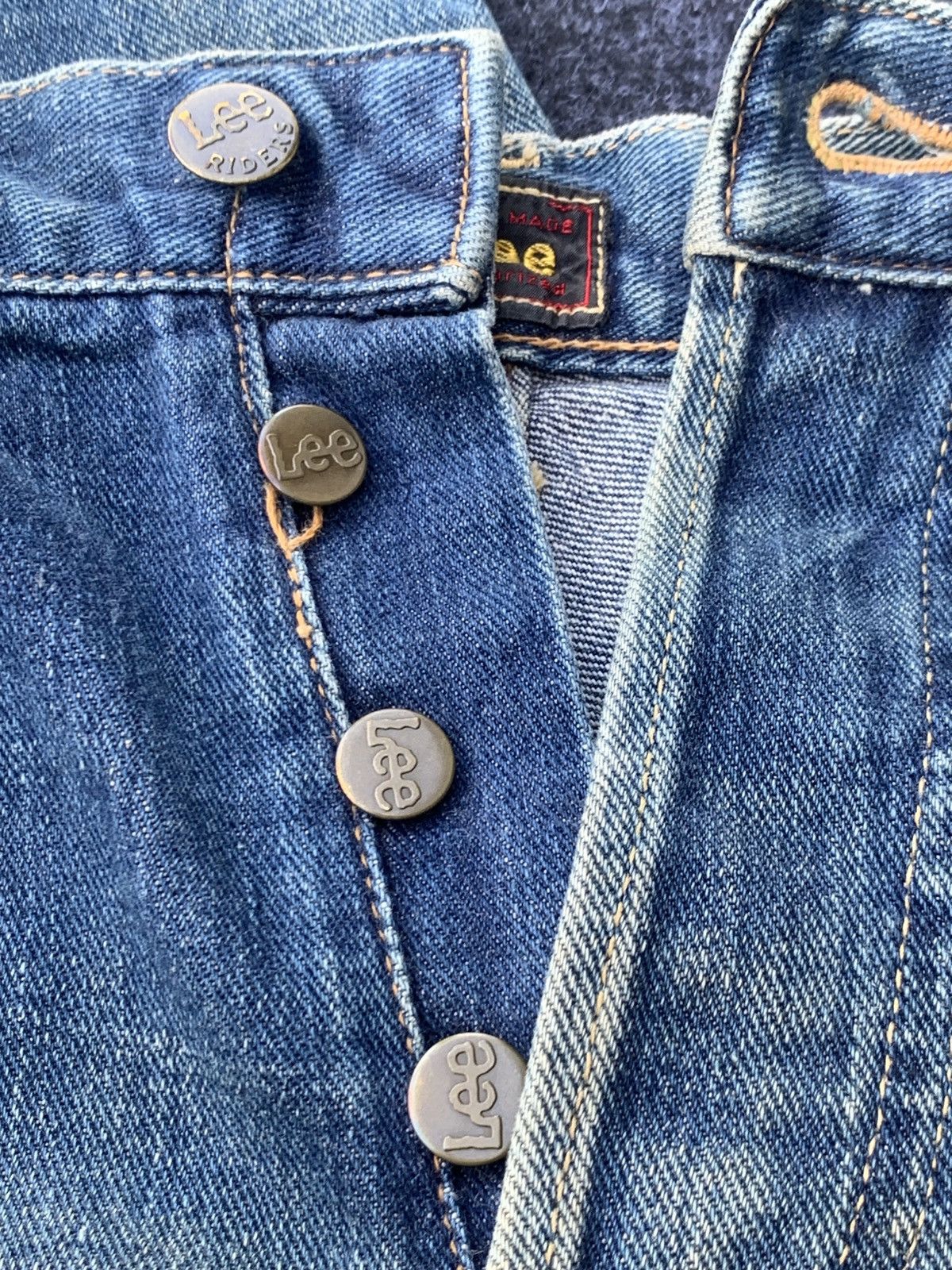 Lee VINTAGE LEE RIDER HALF SELVEDGE. Size US 28 / EU 44 - 9 Thumbnail