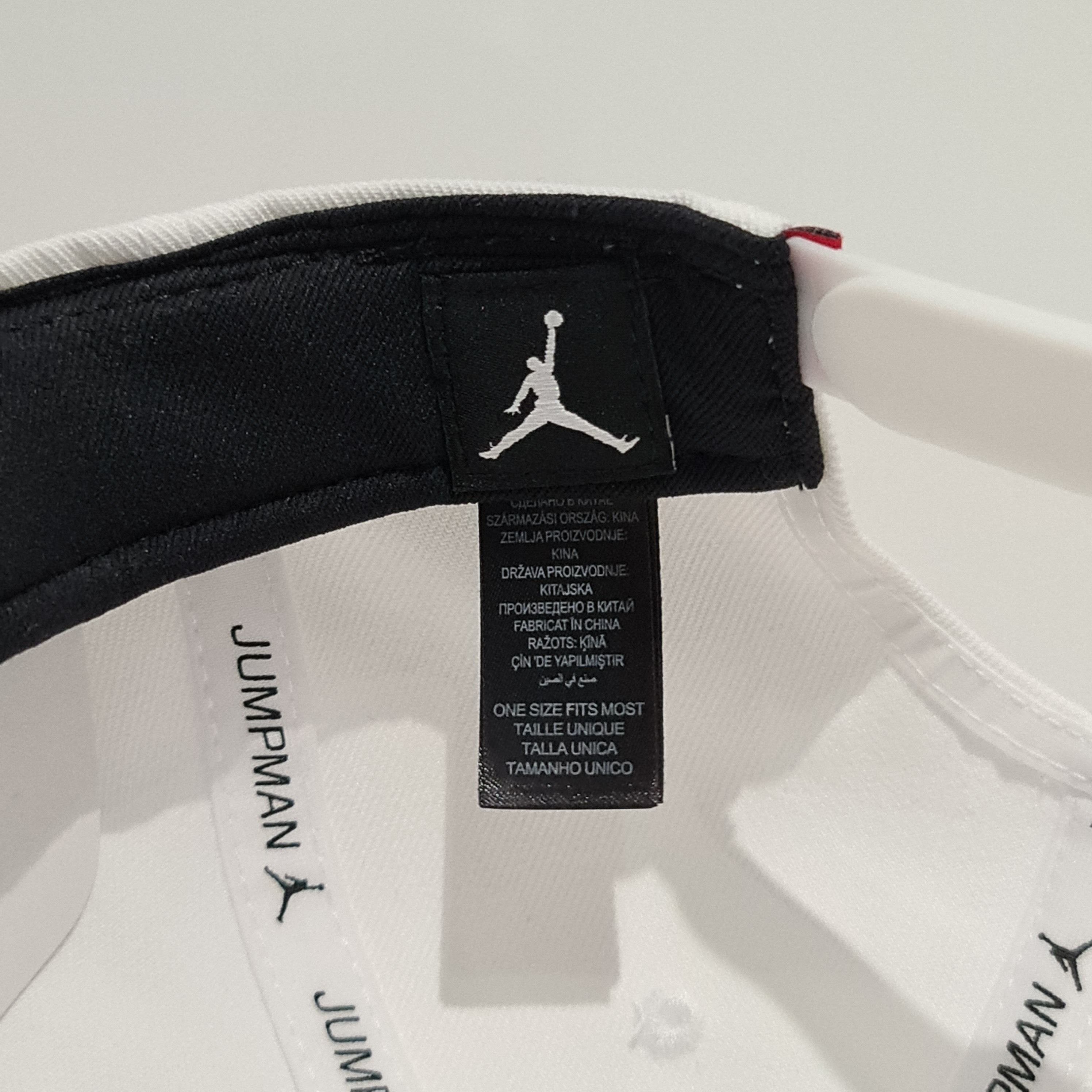Jordan Brand Jordan Cap Snapback 'AJ1 x Paris Saint-Germain' White Size ONE SIZE - 8 Thumbnail