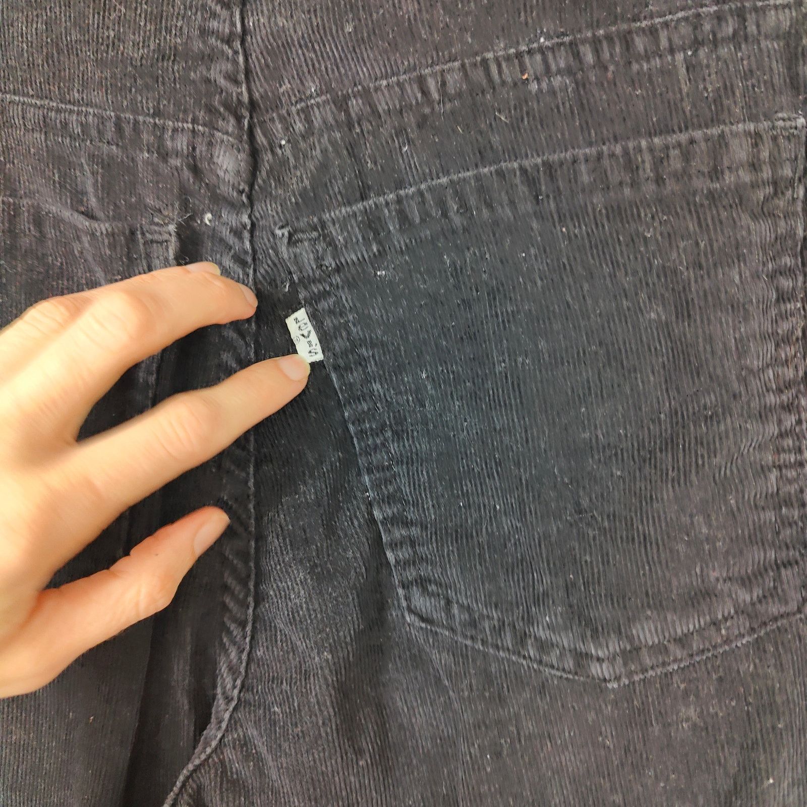 Levi's Vintage Levis Corduroy Jeans 25 Black Zip Fly High Rise Size 25" / US 0 / IT 36 - 6 Thumbnail