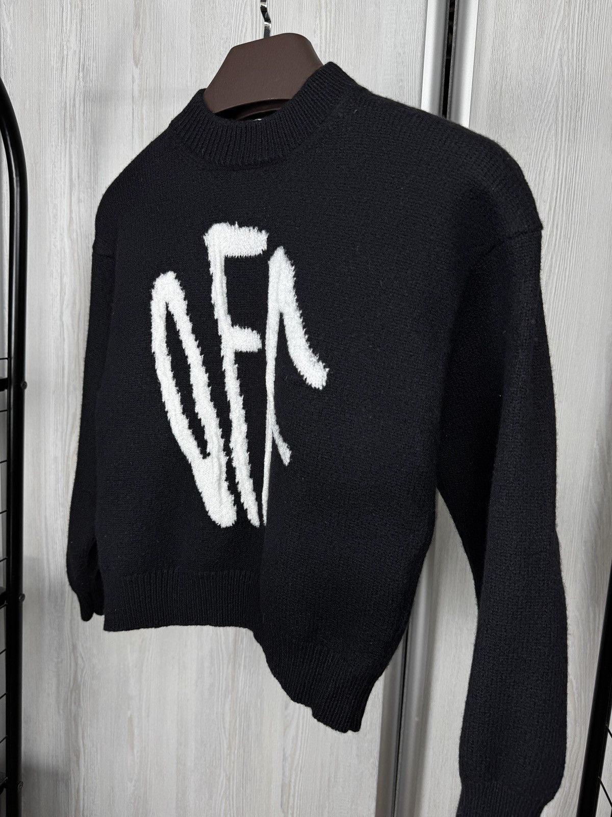 Off-White OFF-WHITE Graffiti Logo Intarsia Jumper Black sweater Size M / US 6-8 / IT 42-44 - 4 Thumbnail