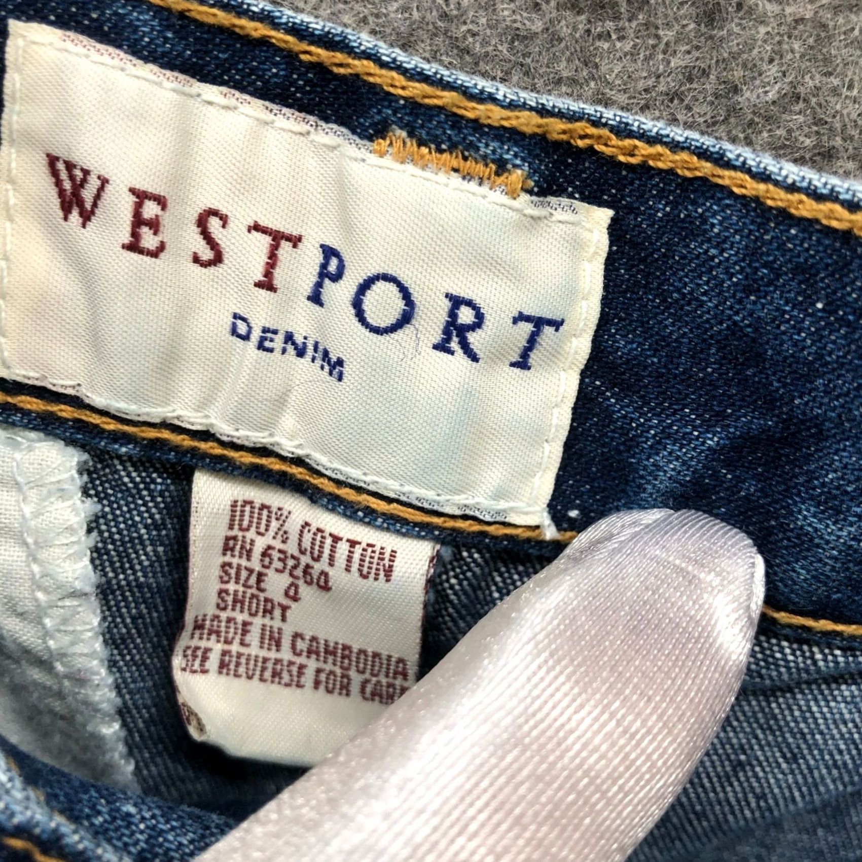 Vintage VINTAGE Westport Denim Jeans Womens 26 High-waisted Relaxed Tapered 5-Pocket Blue Denim Clothing Women's Summer Spring Winter 26 Mens? Size 26" / US 2 / IT 38 - 3 Thumbnail