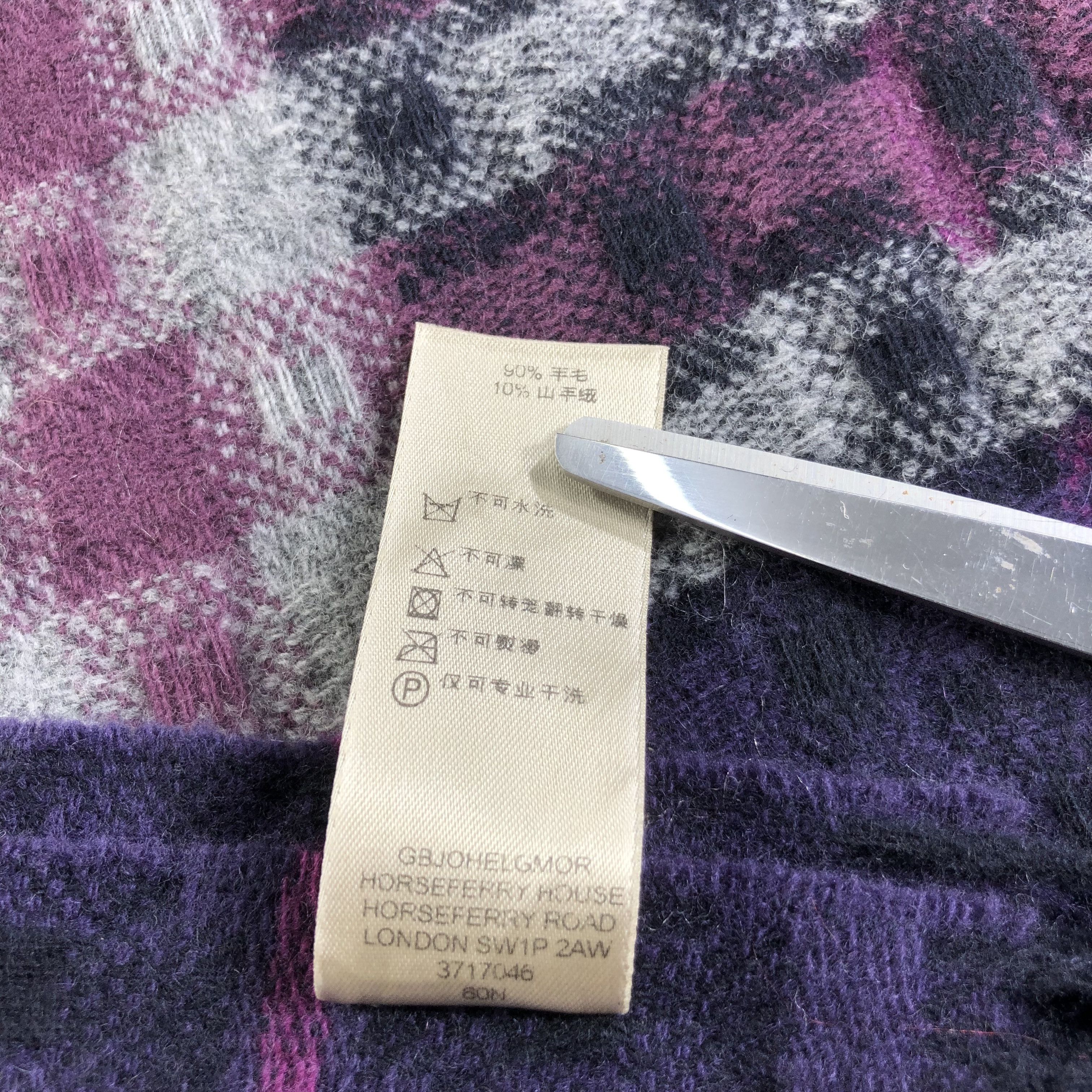 Burberry Burberrys Wool/Cashmere Scarf Muffler Neckwear V2289 Size ONE SIZE - 7 Thumbnail