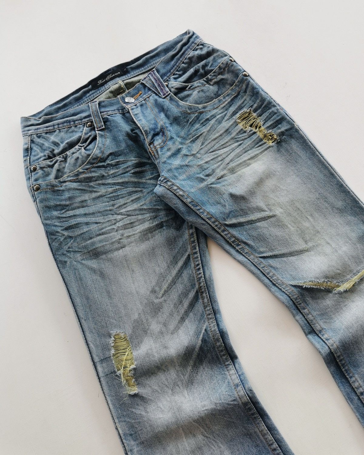 Japanese Brand Root Three Style Bootcut Distressed Jeans Size US 28 / EU 44 - 4 Thumbnail