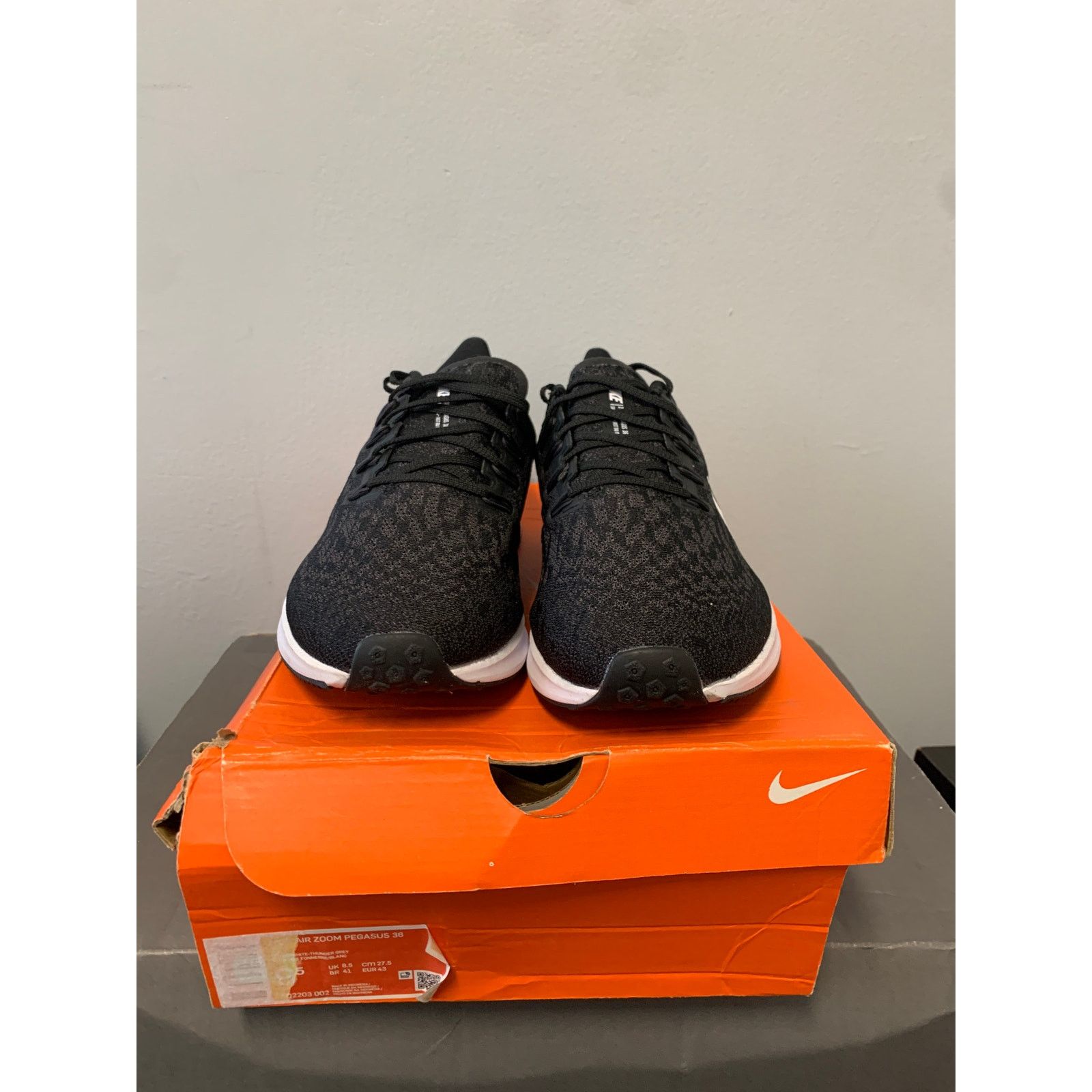 Nike Nike Air Zoom Pegasus 36 Black White Size 8.5 Brand New Size US 8.5 / EU 41-42 - 2 Thumbnail