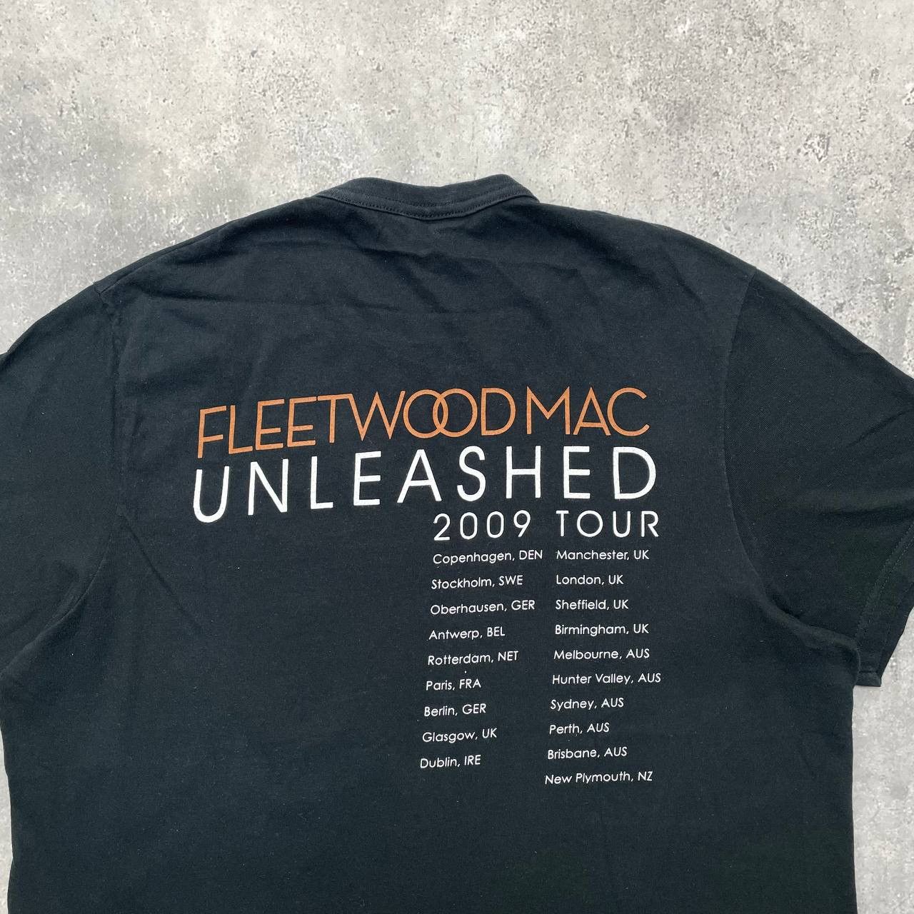 Band Tees Fleetwood Mac Unleashed 2009 Tour T Shirt Size US L / EU 52-54 / 3 - 13 Thumbnail