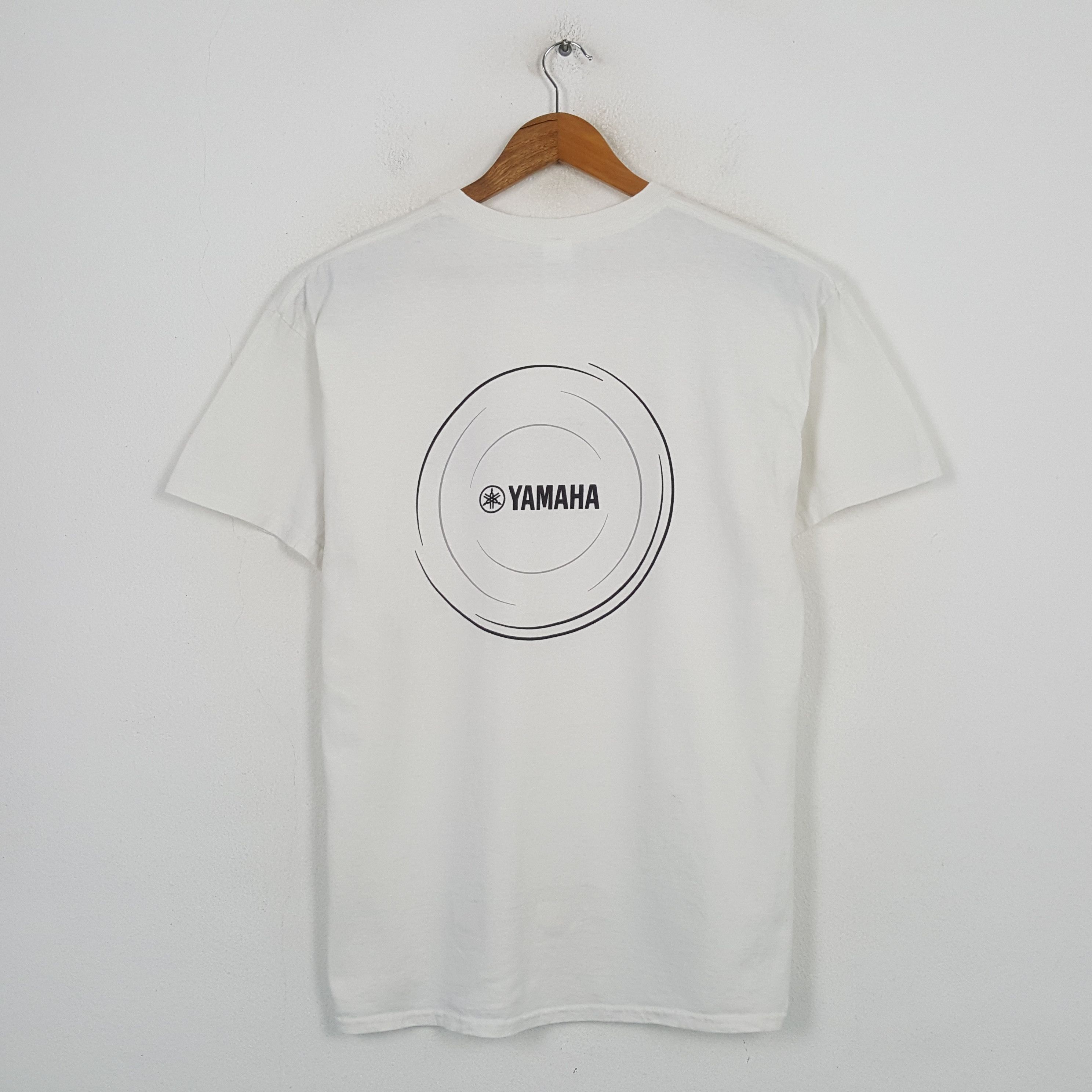 Japanese Brand Vintage Yamaha Japanese Motorsport Racing T-Shirt C301N70 Size US XL / EU 56 / 4 - 3 Thumbnail