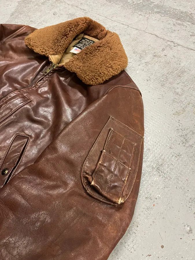 Avirex 1980s Avirex Shearling Brown Leather Bomber Jacket Size US M / EU 48-50 / 2 - 6 Thumbnail