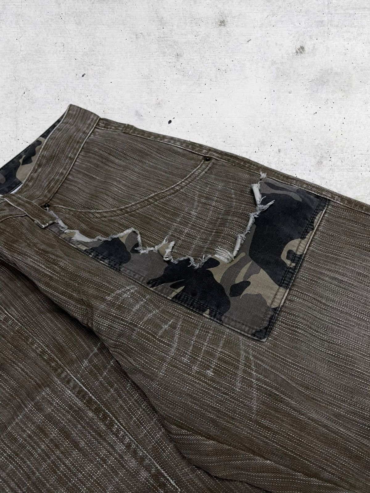 KMRii VINTAGE GUMU INTERNATIONAL OG JAPAN DESIGNER COMBAT DENIM Size US 30 / EU 46 - 9 Thumbnail