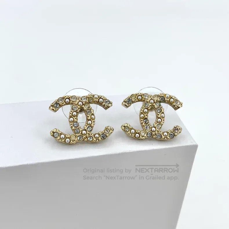 Chanel Chanel Gold double C diamond pearl earrings Size ONE SIZE - 1 Thumbnail