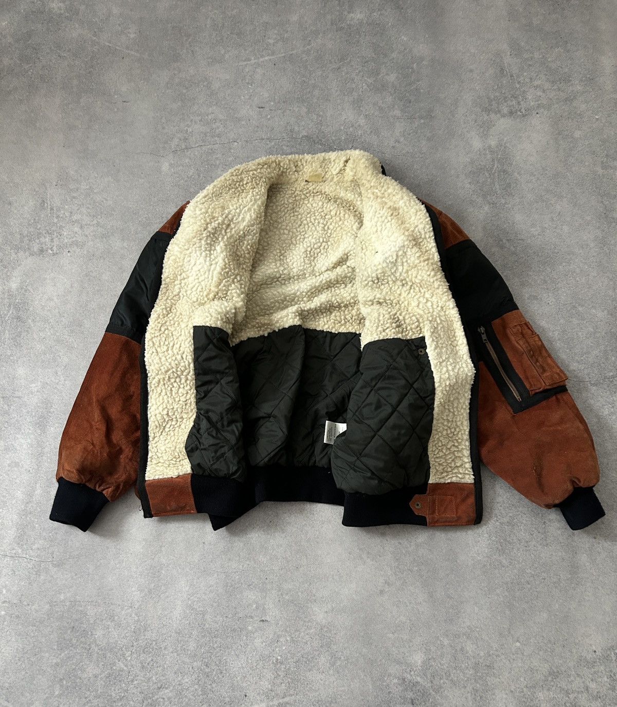 Genuine Leather Vintage Genuine Leather Navajo bombers jacket made in usa Size US L / EU 52-54 / 3 - 3 Thumbnail