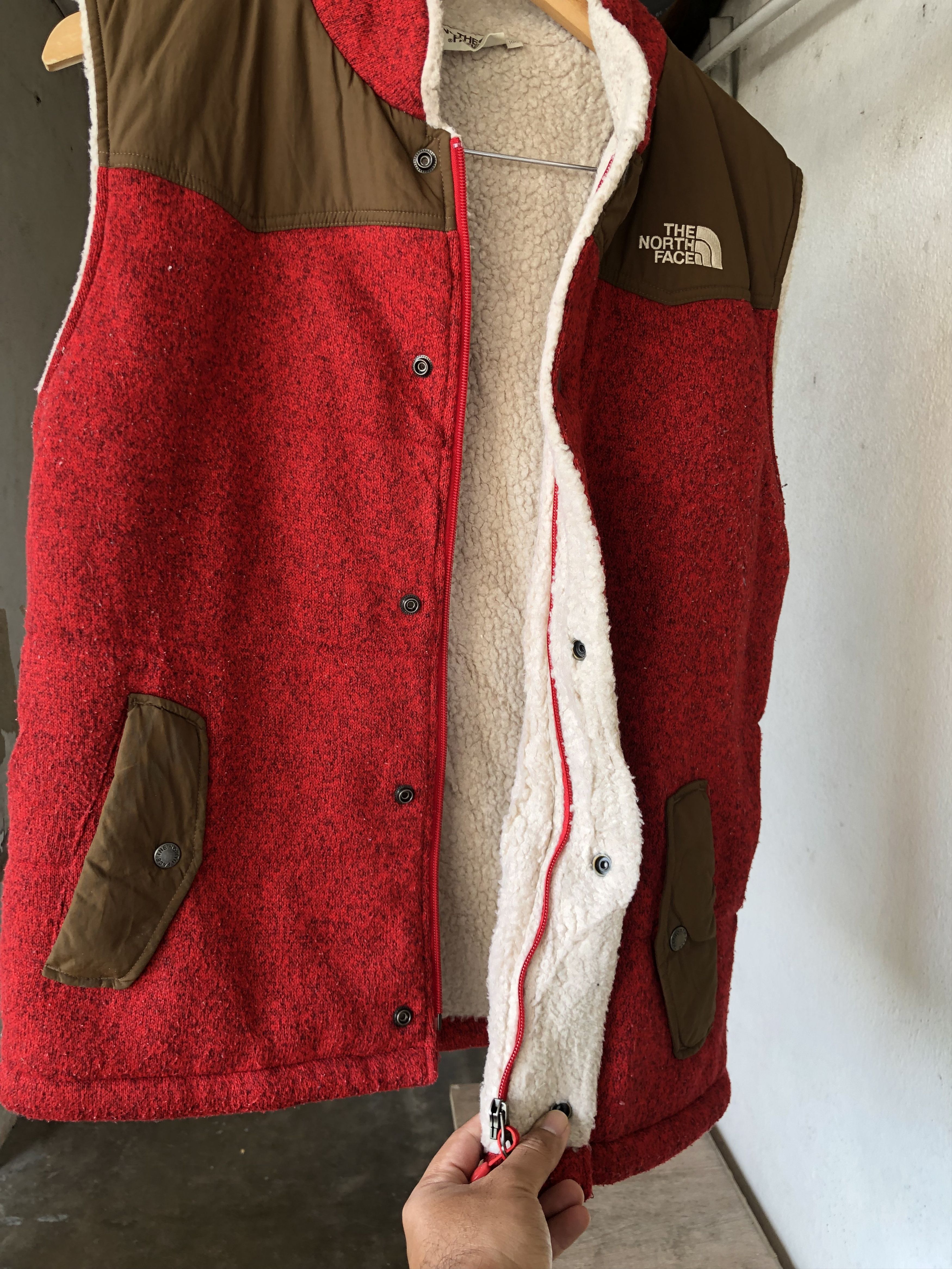 The North Face The North Face Knit Padded Vest Jacket Size US L / EU 52-54 / 3 - 4 Thumbnail