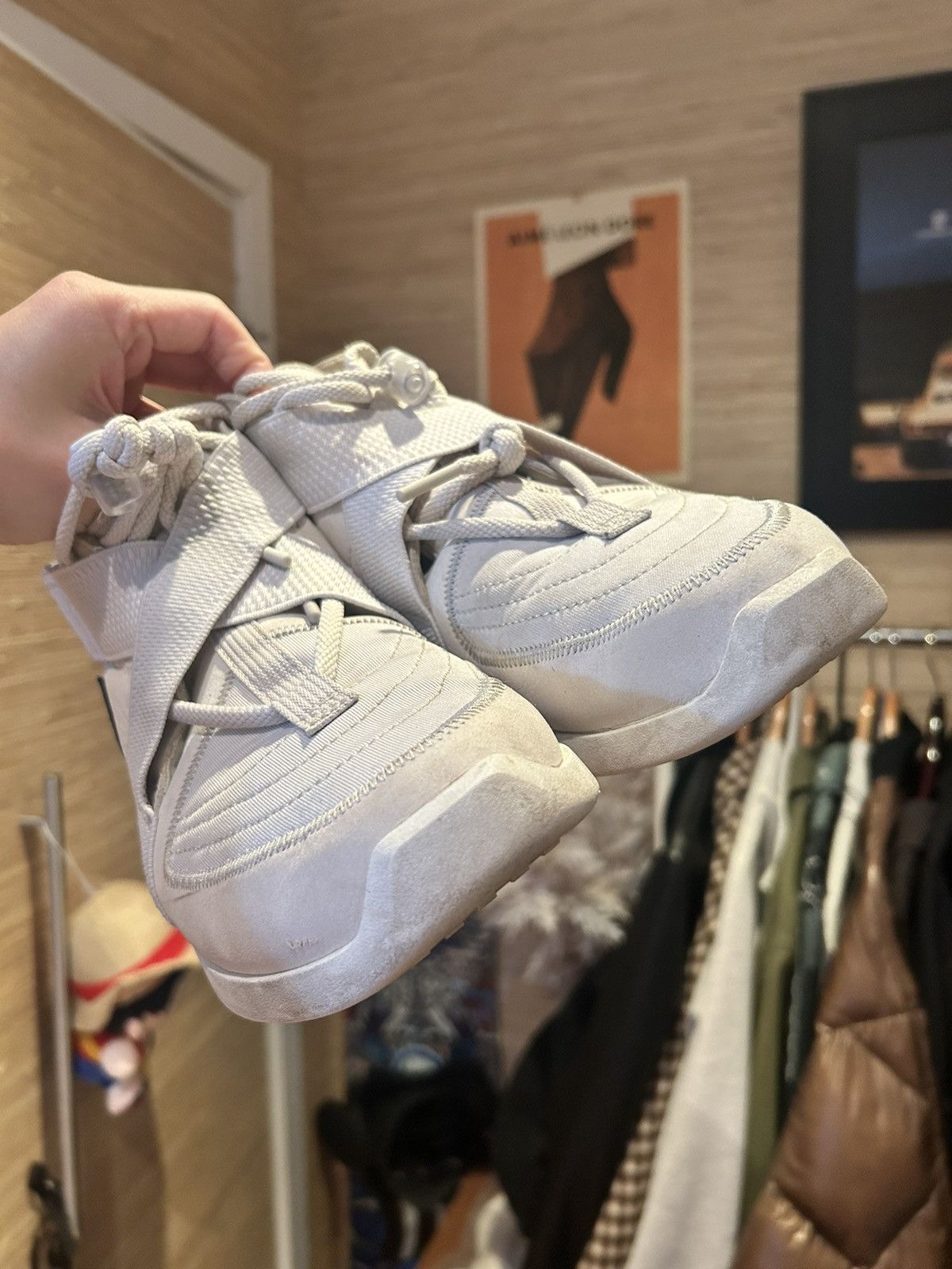 Fear of God Air Fear of God Raid ‘Light Bone’ Size US 9.5 / EU 42-43 - 5 Thumbnail