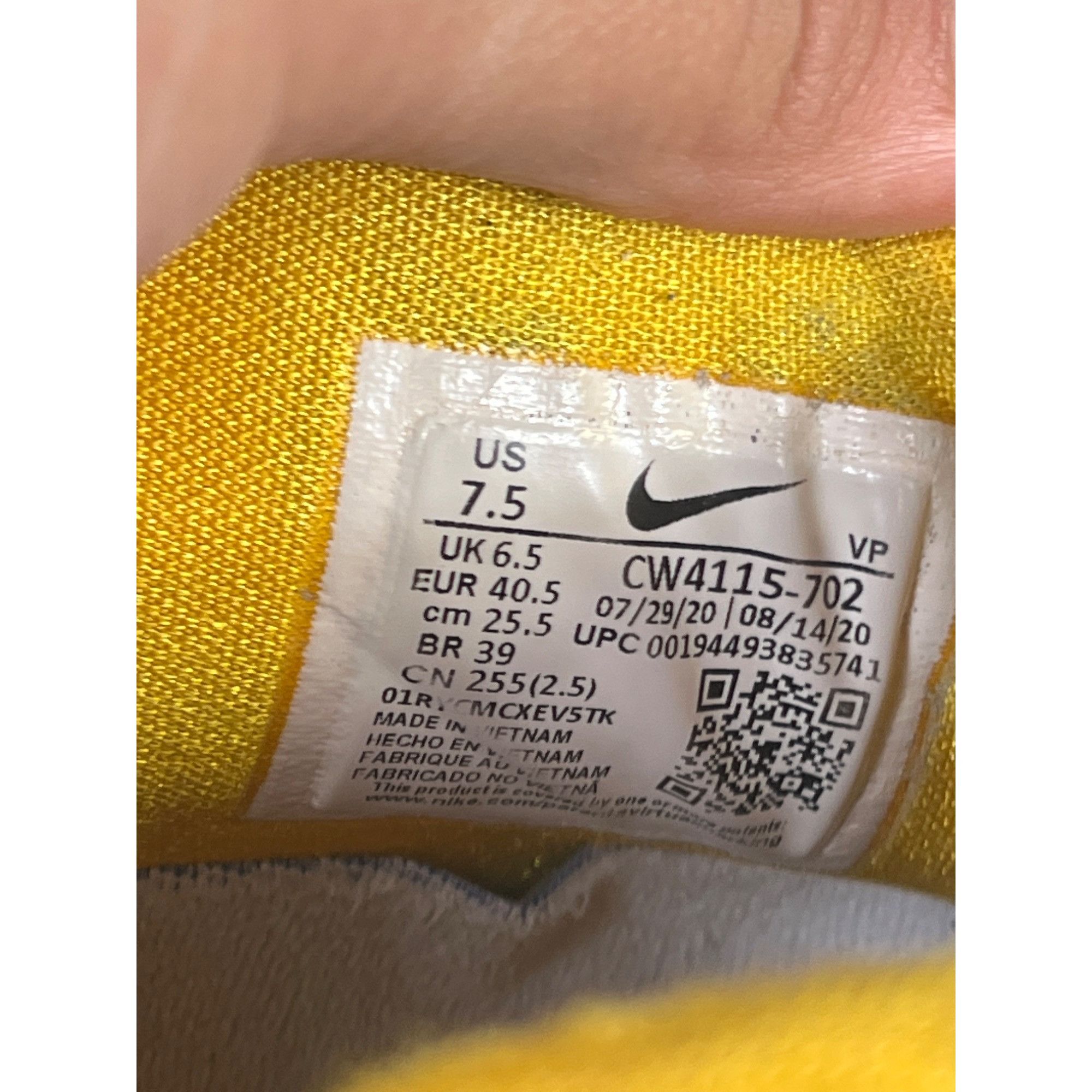 Nike Nike Men Yellow Kevin Durant Basketball Shoes Size 7.5 SKU 7 Size US 7.5 / EU 40-41 - 10 Thumbnail