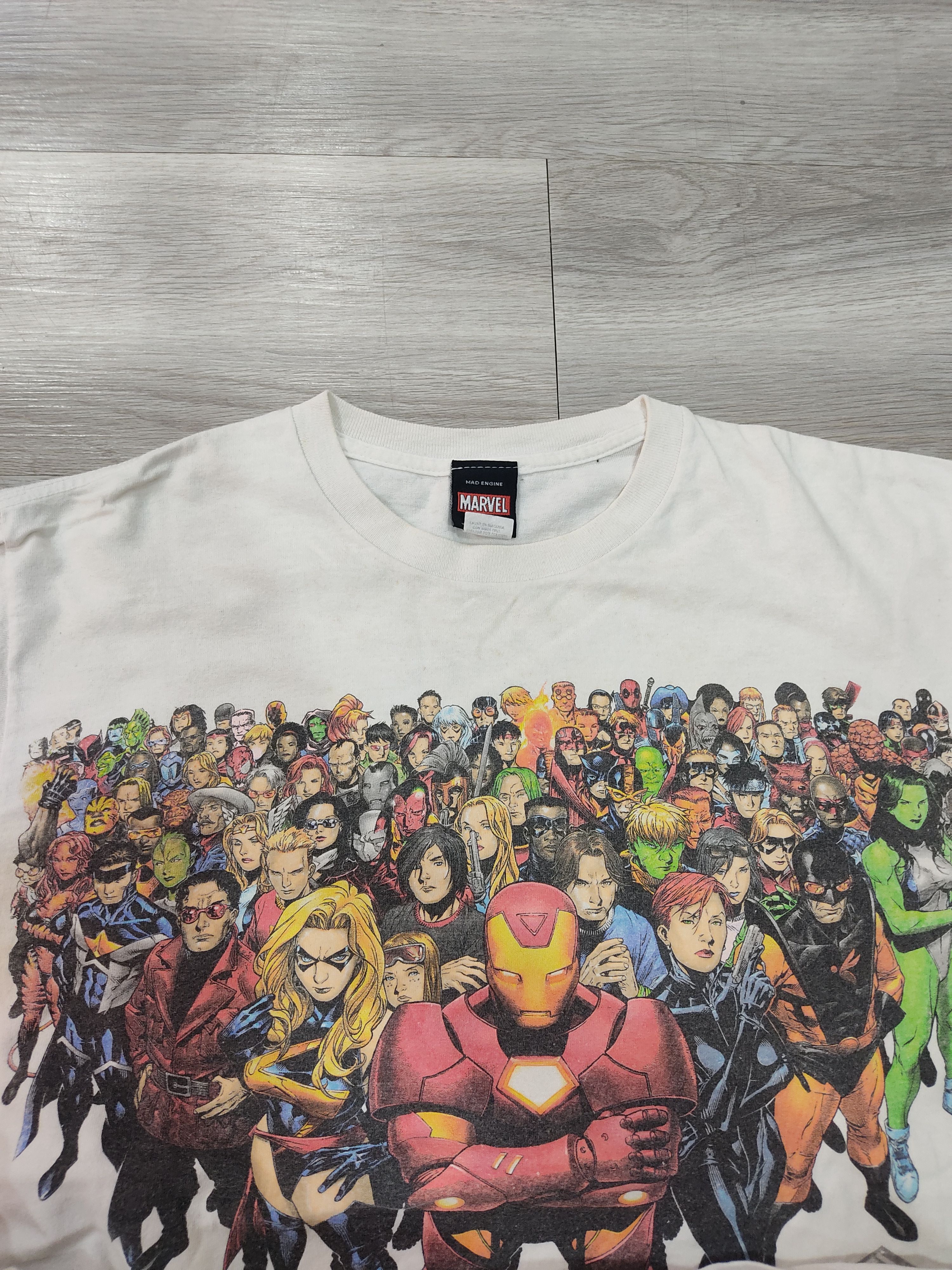 Mad Engine MARVEL COMICS UNIVERSE Size US M / EU 48-50 / 2 - 3 Thumbnail