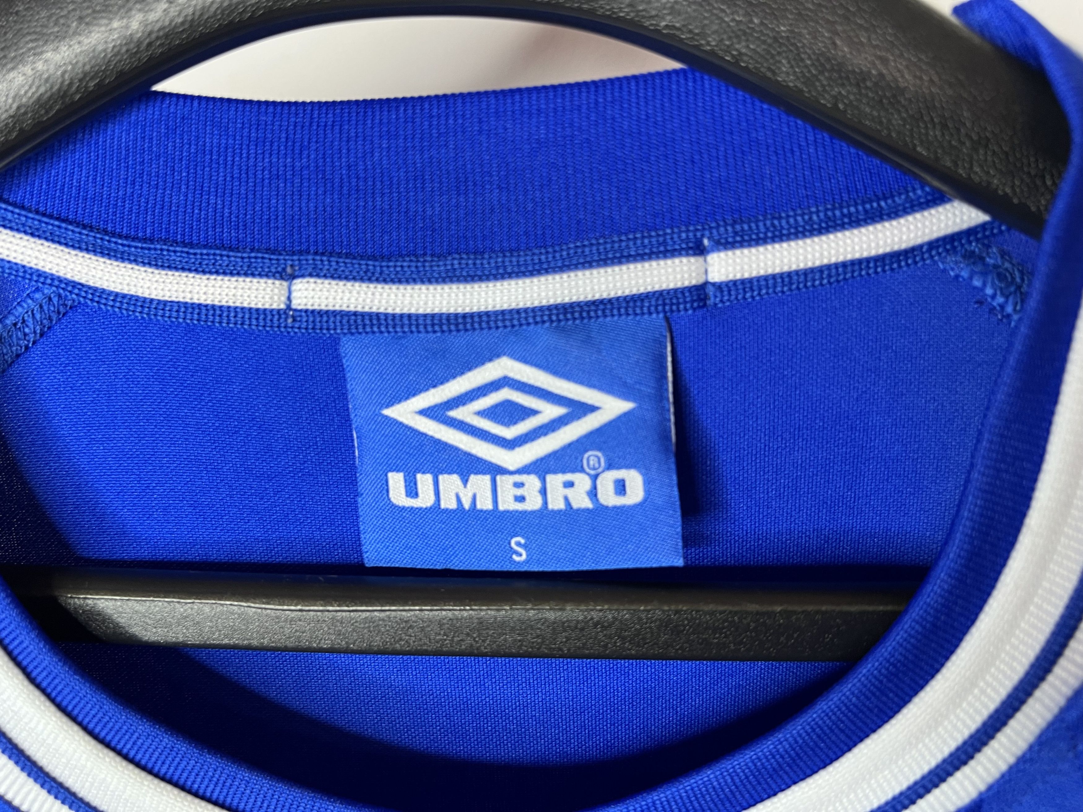 Umbro CHELSEA 1999 HOME RETRO REPLICA FOOTBALL SHIRT SOCCER JERSEY Size US S / EU 44-46 / 1 - 5 Thumbnail
